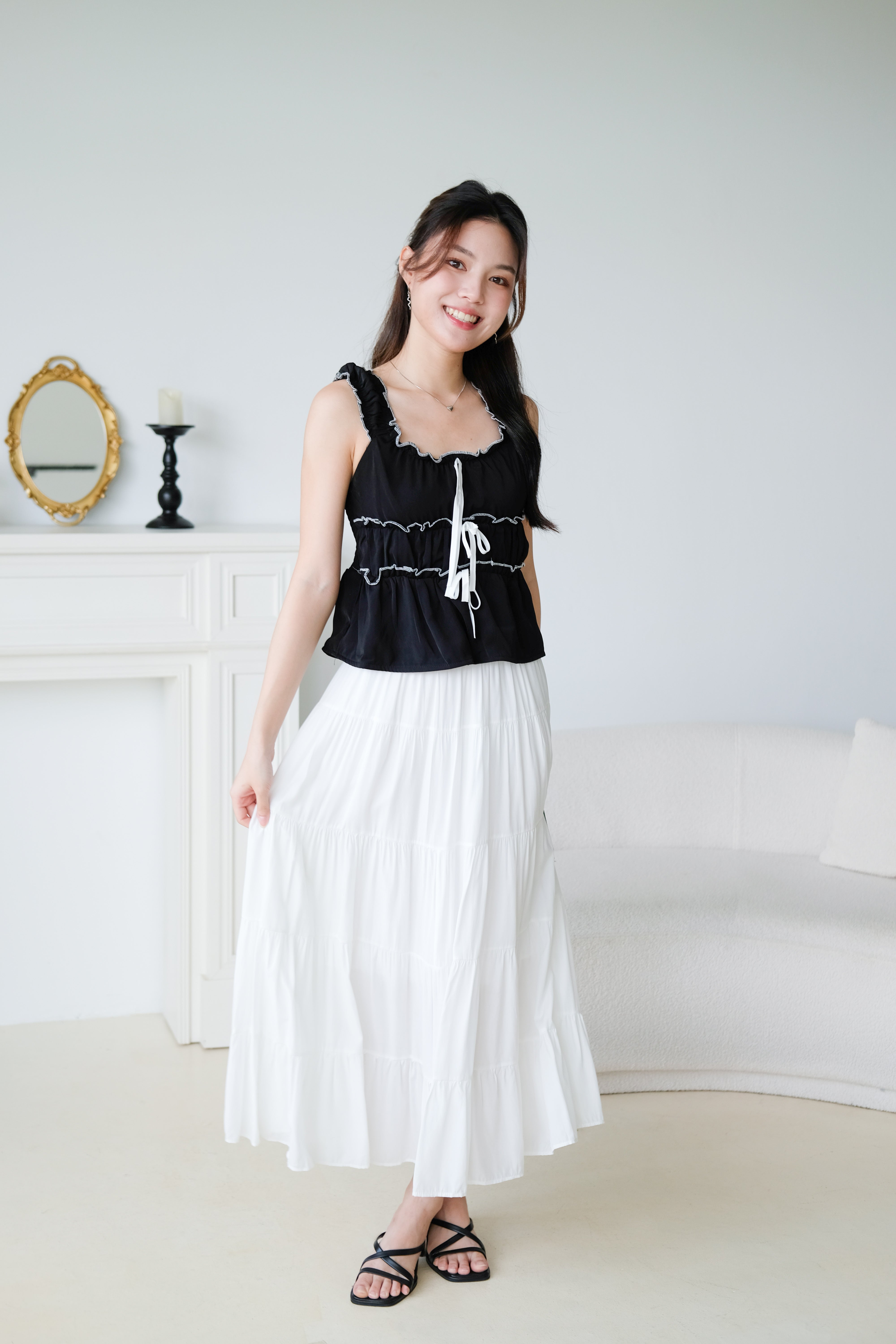 Elowen Coquette Contrast Babydoll Top (Black)