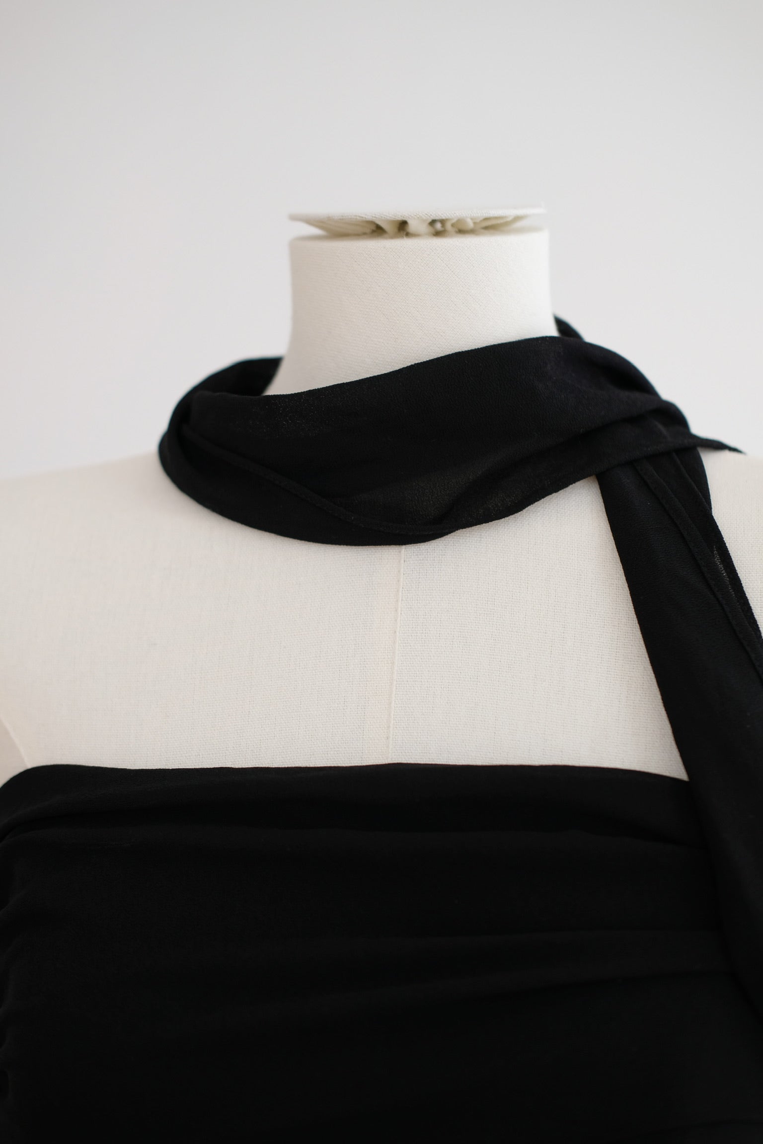 Tube Ruffle Top (Black)