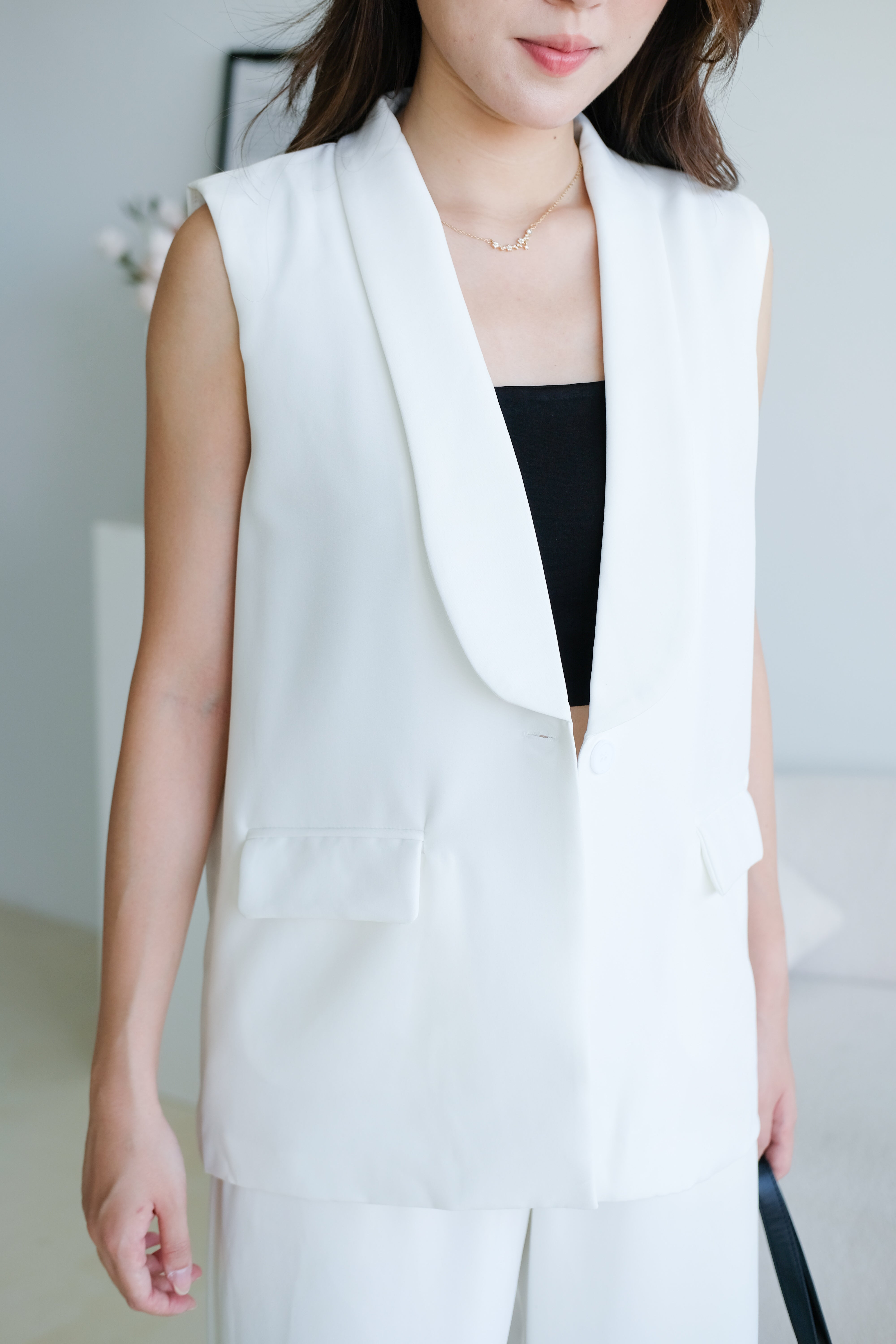 Zora Blazer Long Vest (White)