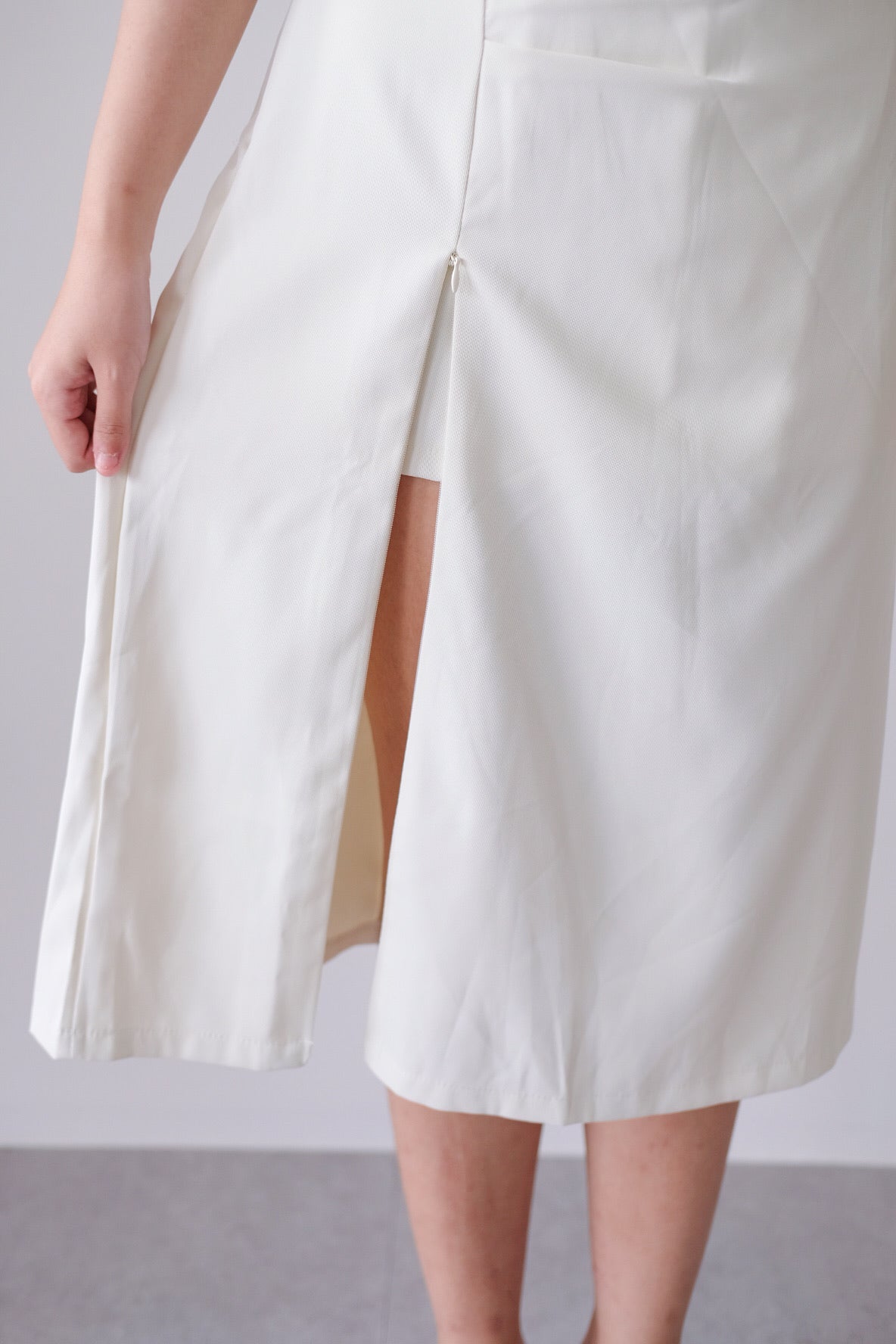 Cream Side Ruched Midi Skirt