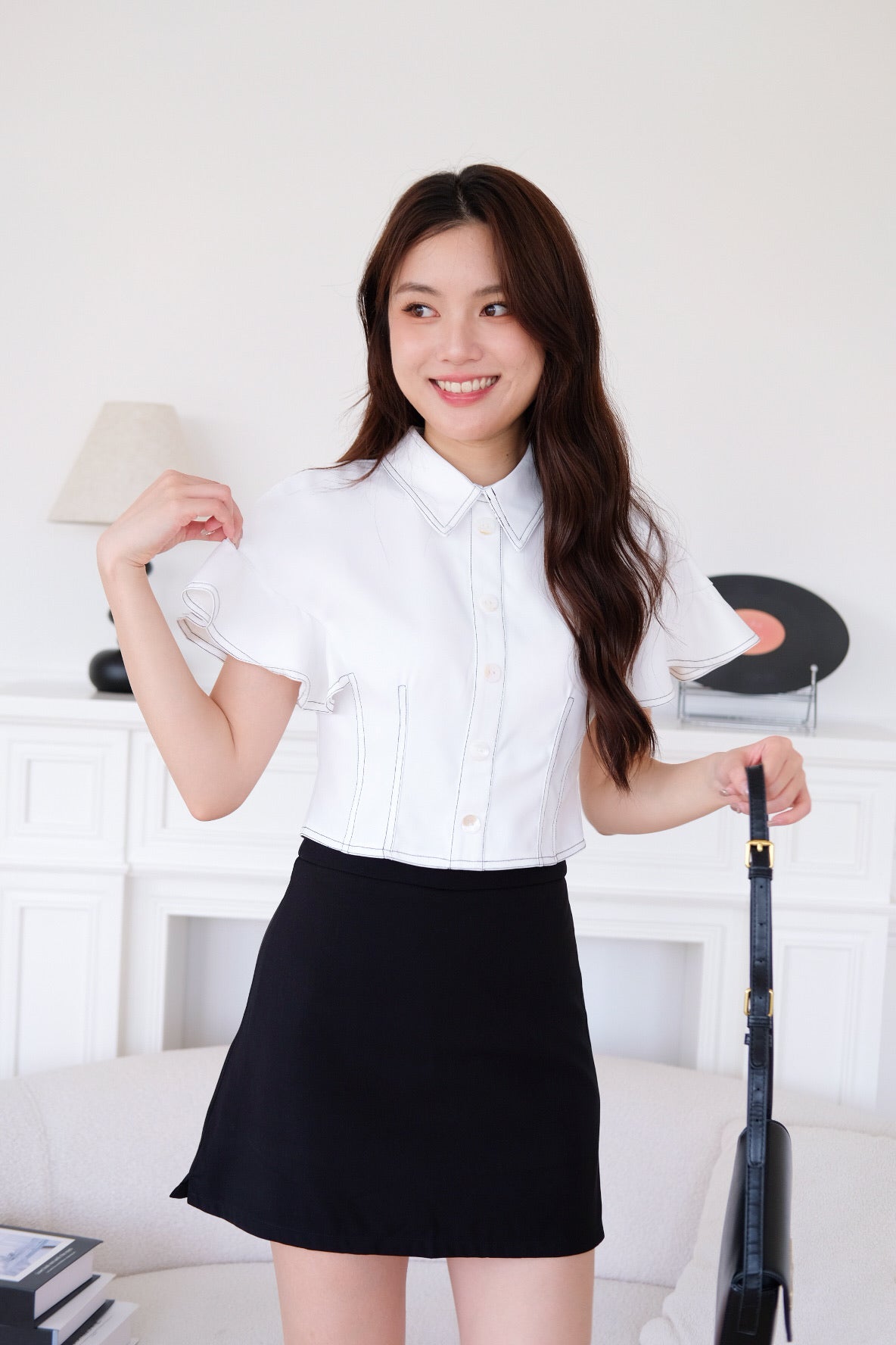 Juliana Contrast Flutter Sleeves Top (White)