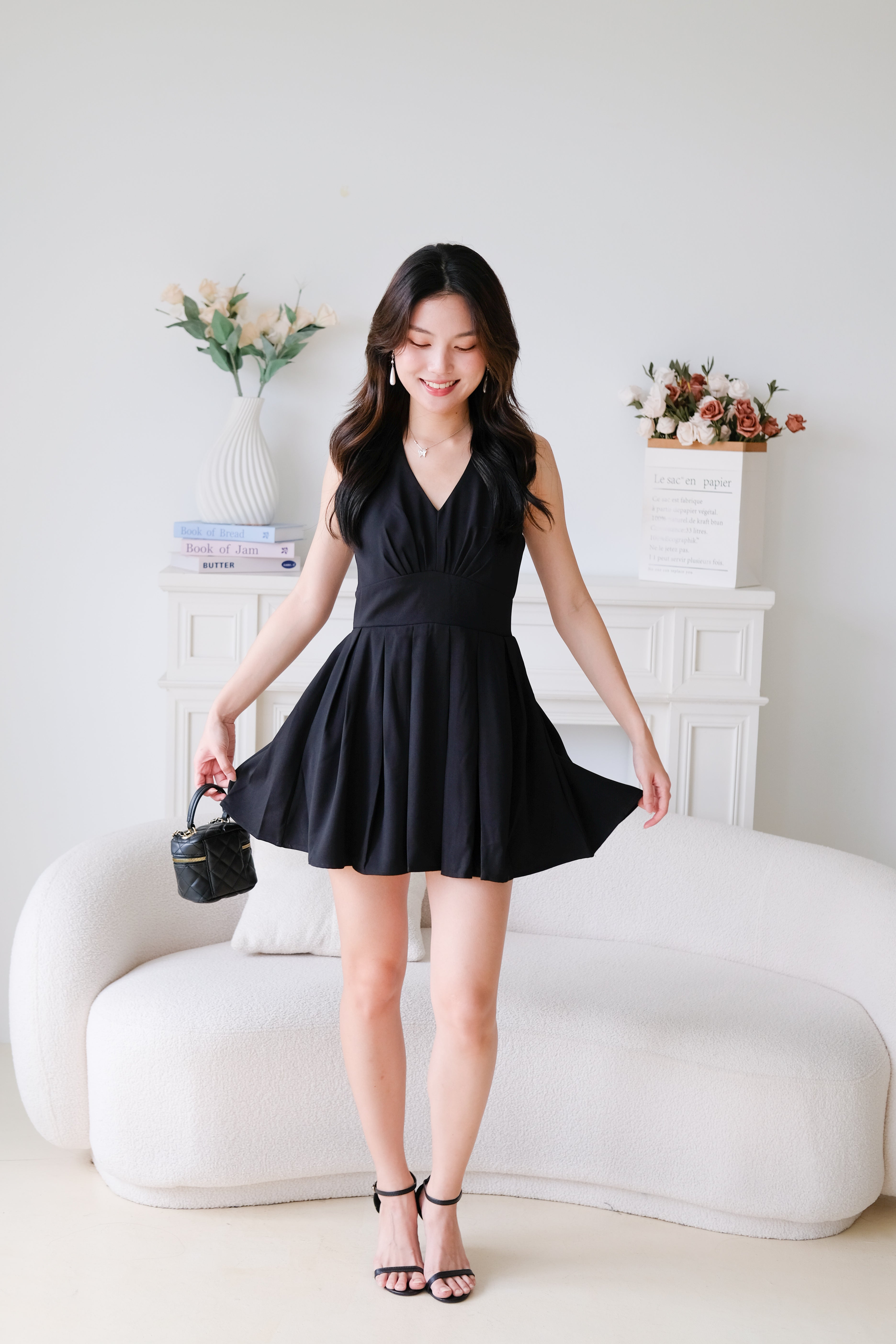 Moon Halter Pleat Dress (Black)