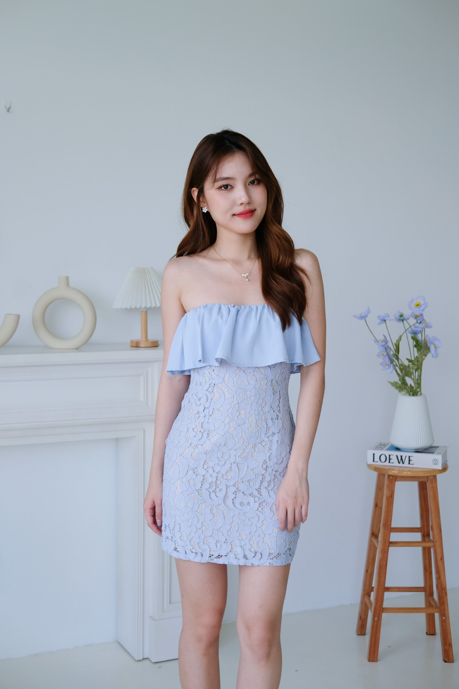Sora Lace Dinner Dress (Blue)
