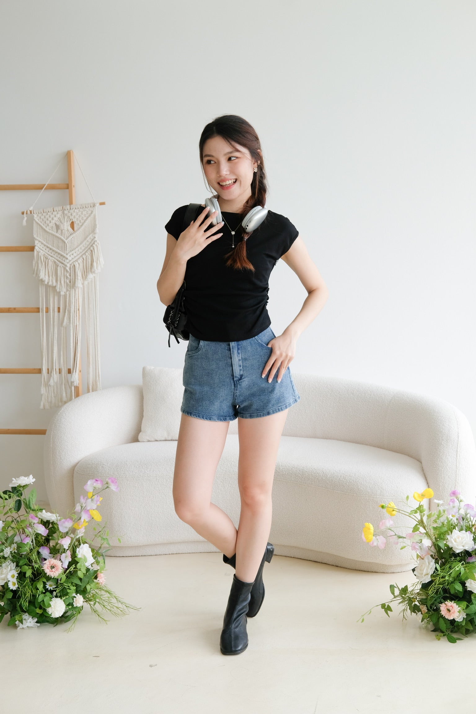 Zola Boatneck Ruched Tee (Black)