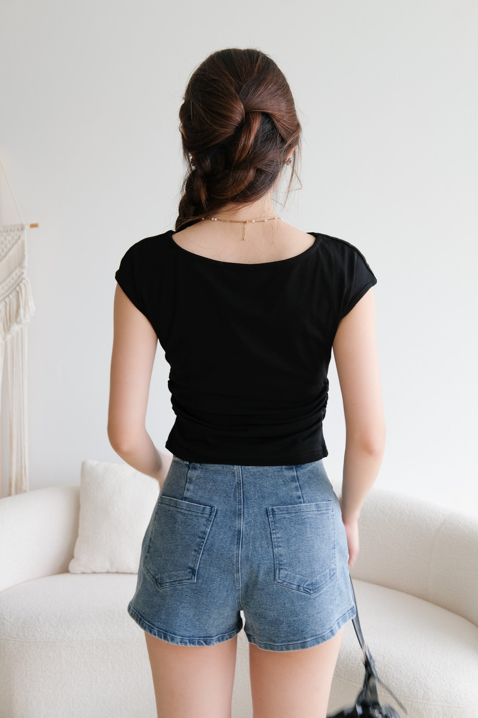 Zola Boatneck Ruched Tee (Black)