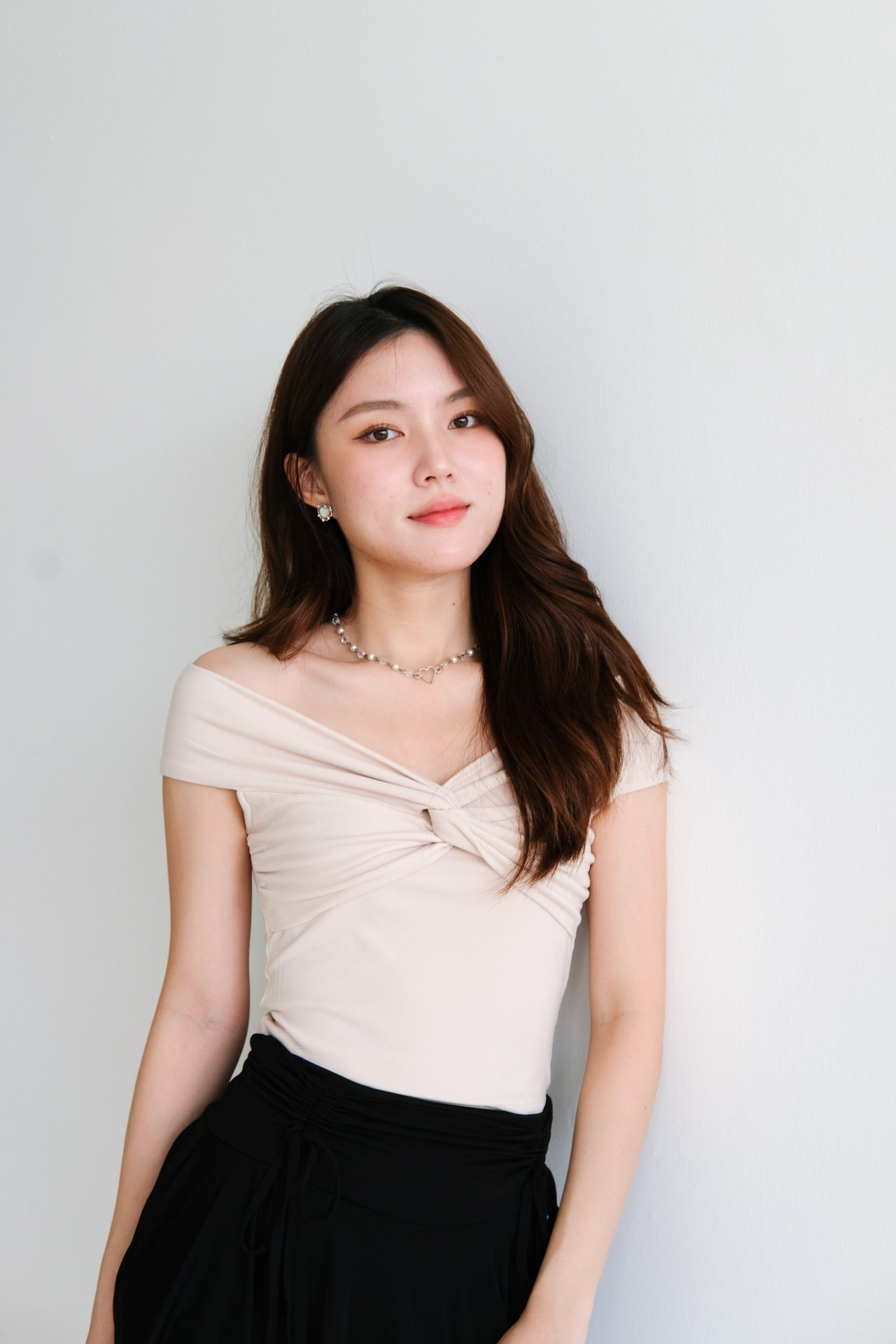 Angela Twist Knot Off Shoulder Crop (Beige)