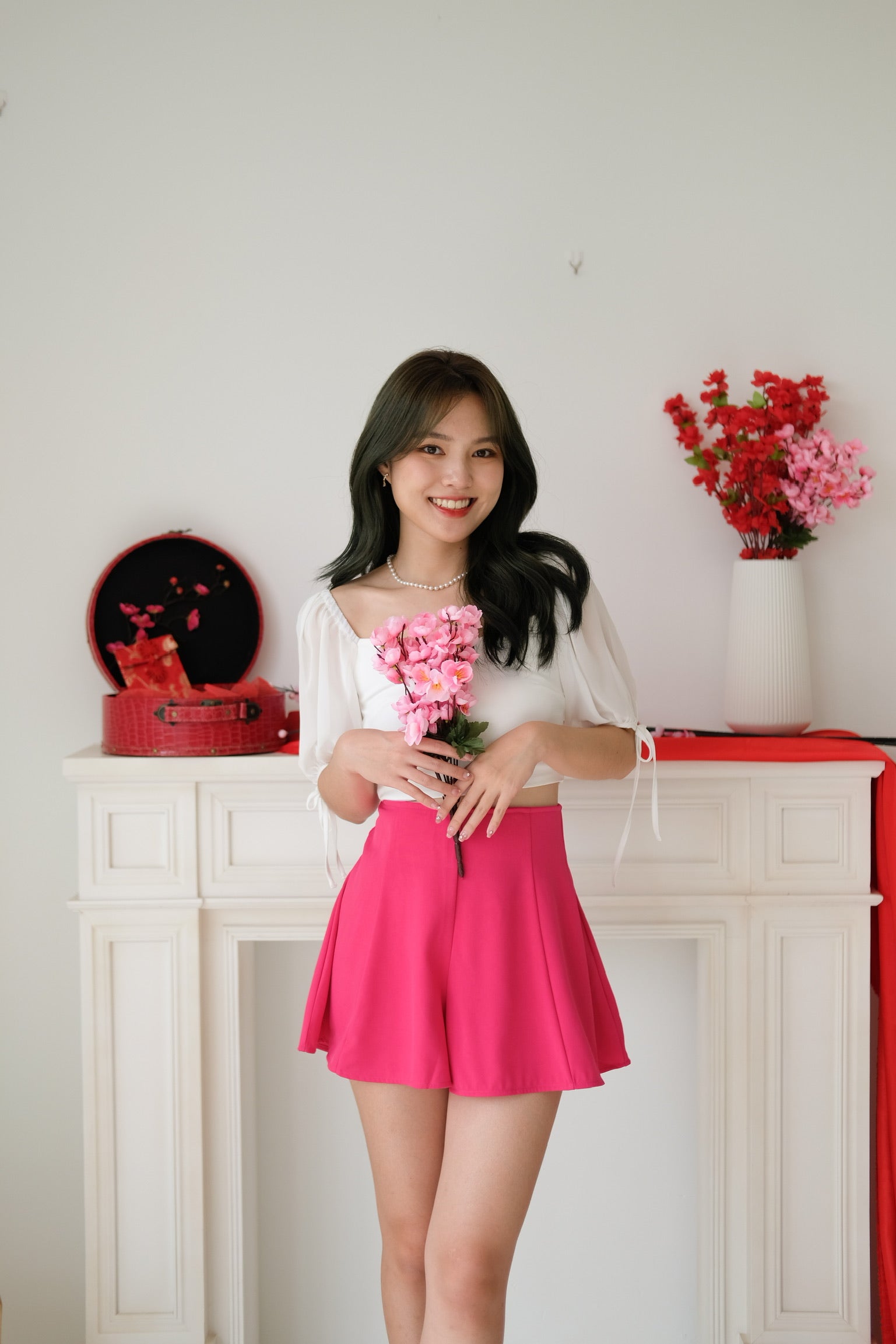Daphne Flare Shorts (Hot Pink)