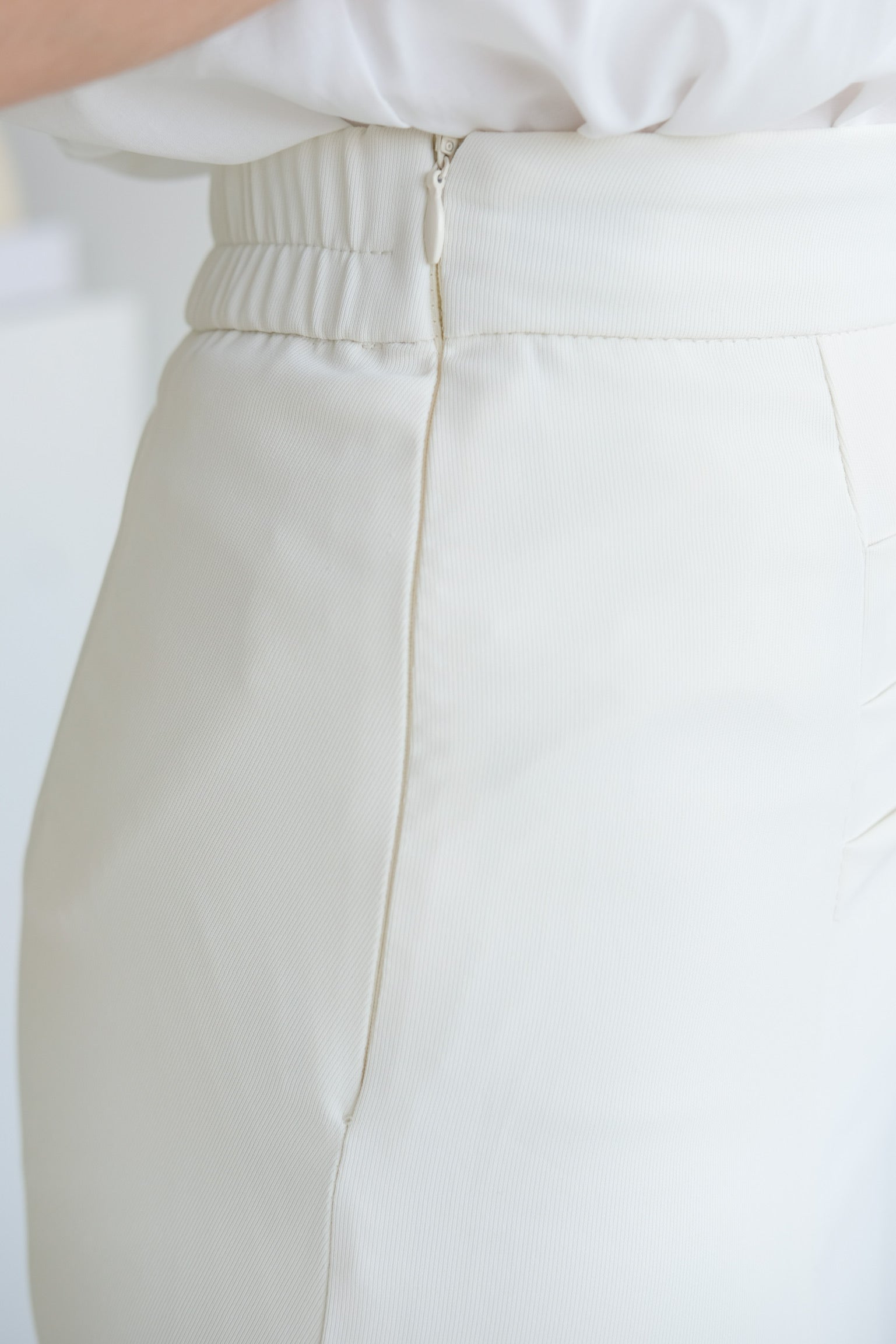 High Waisted Ruched Slit Midi Skirt (Cream)