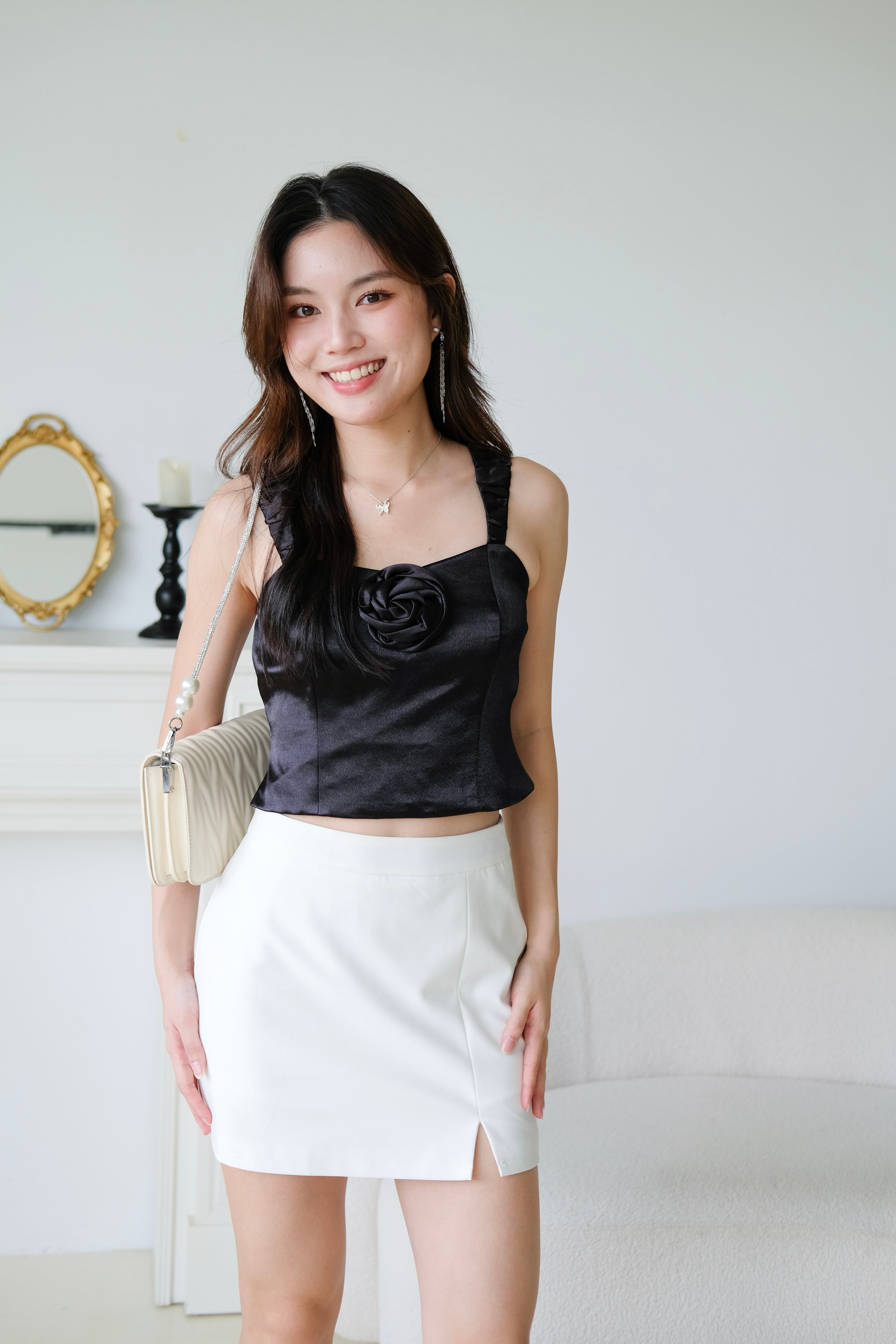 Amaris Satin Bubble Ruched Strap Crop Top (Black)