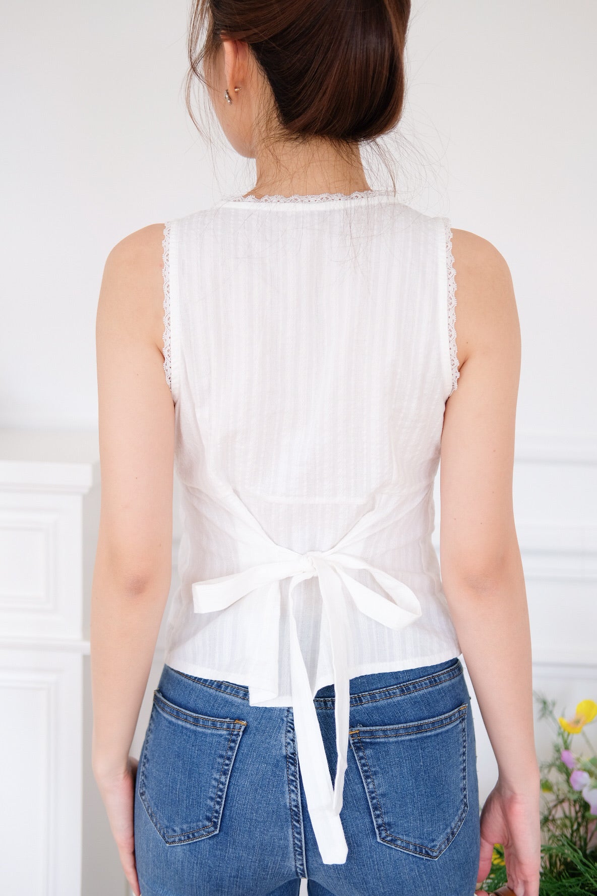 Talia V Neck Pleated Top (White)