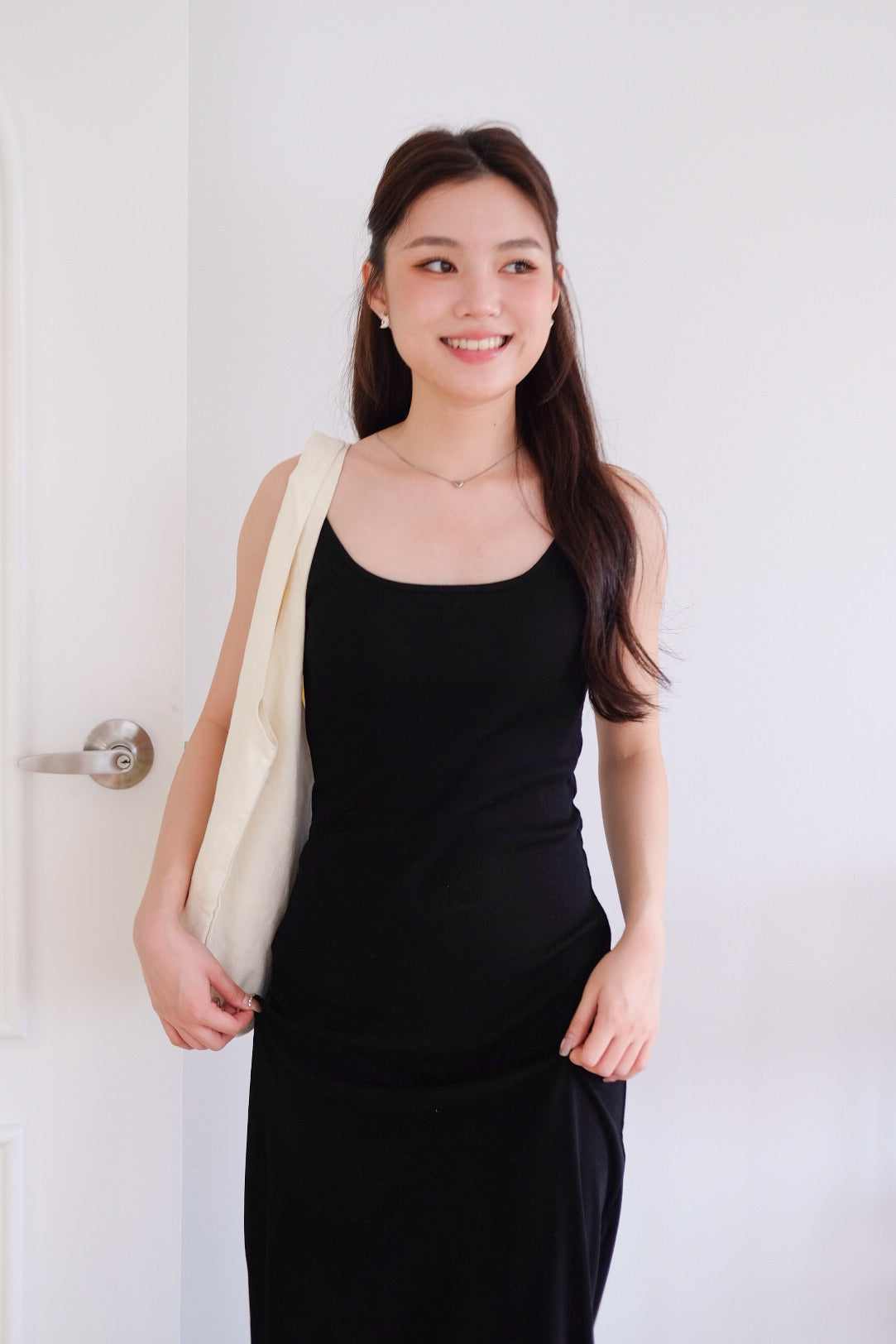 Jocelyn Padded Ribbed A Line Dress (Black)