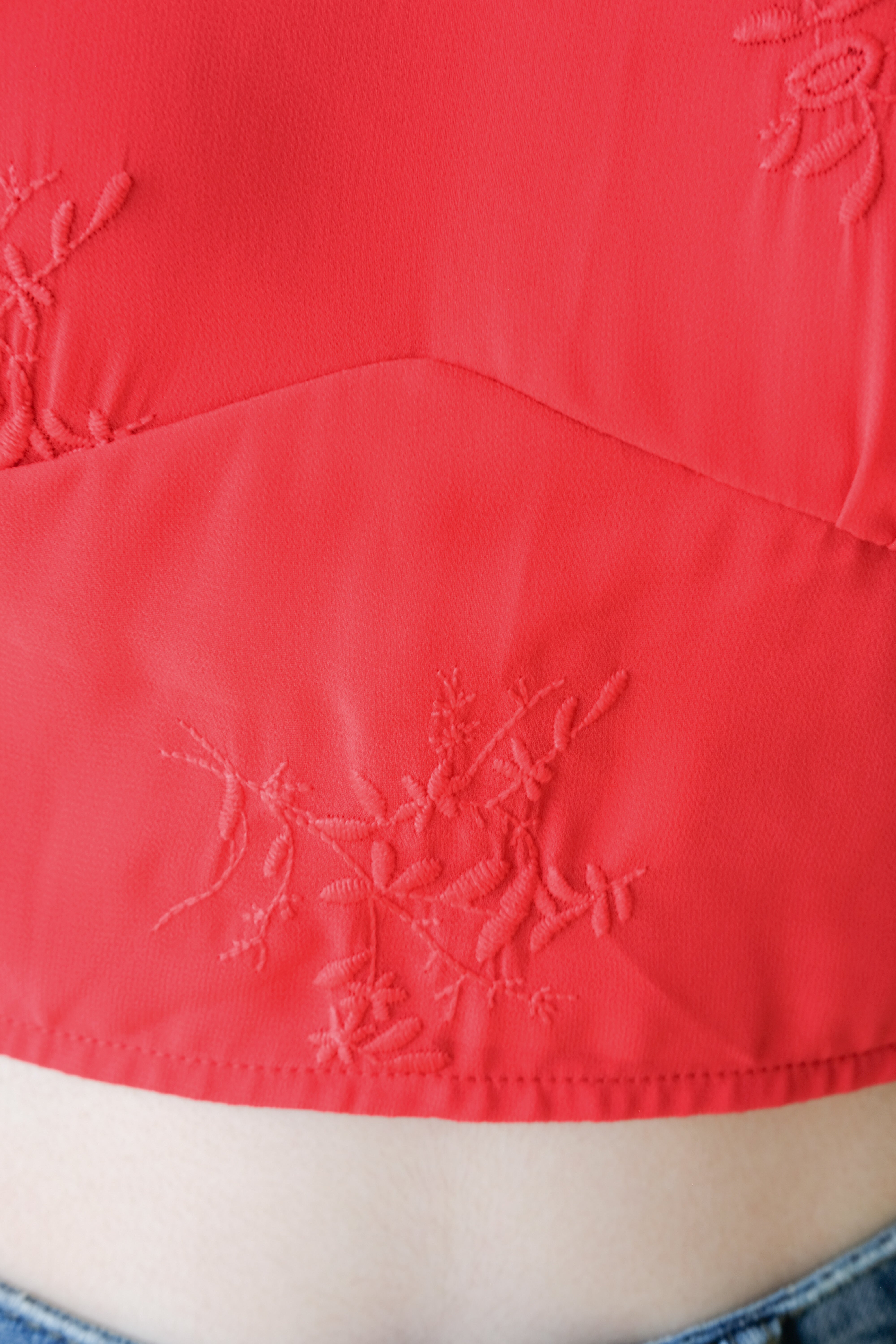 Huan Halter Cheongsam Crop Top (Red)