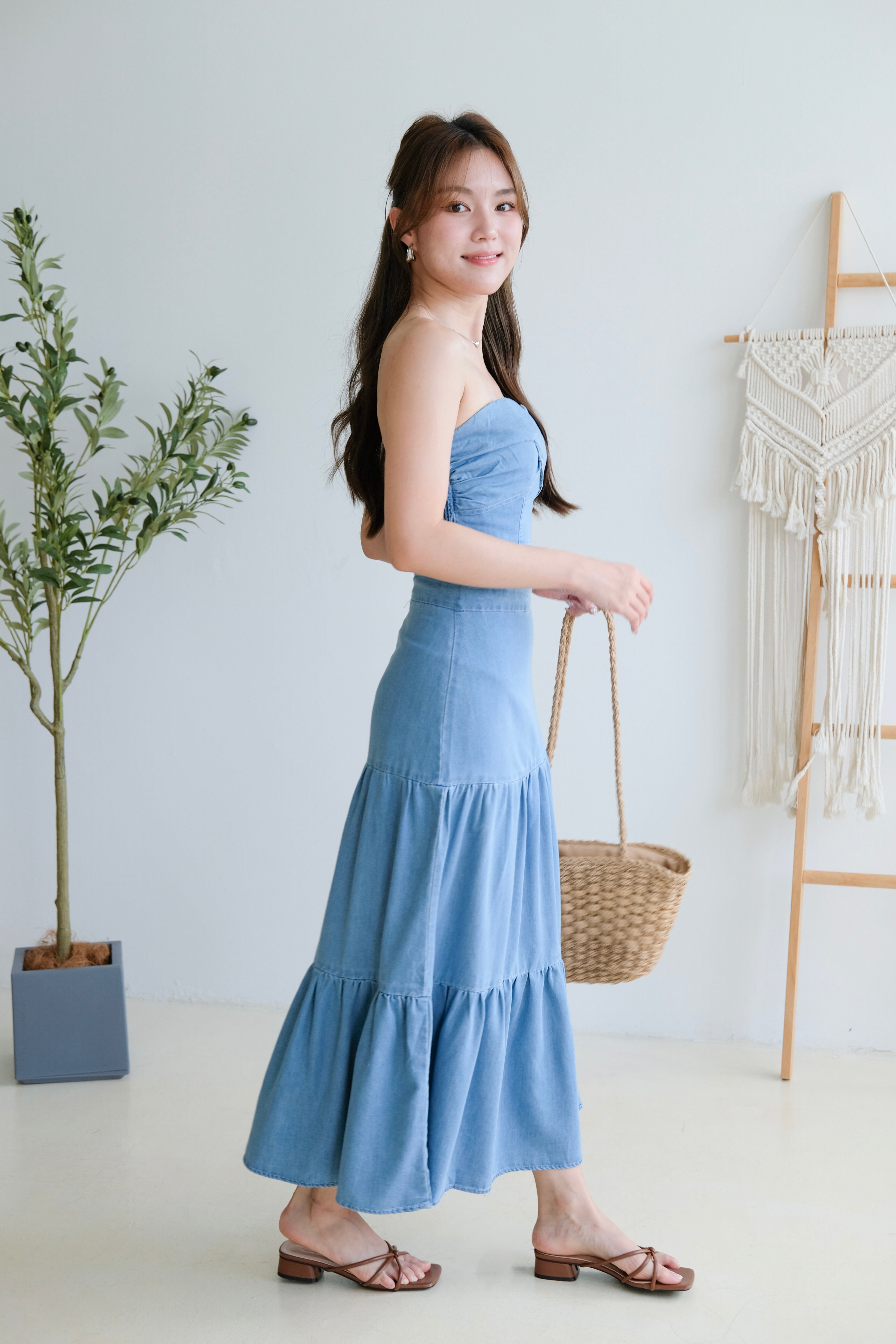 Sharon Tiered Denim Maxi Skirt (Light Blue)
