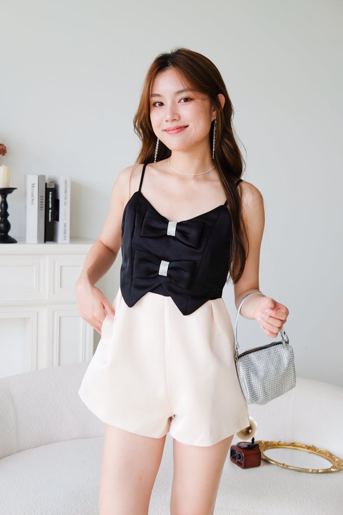 Mae V Neck Ribbon Romper (Black)