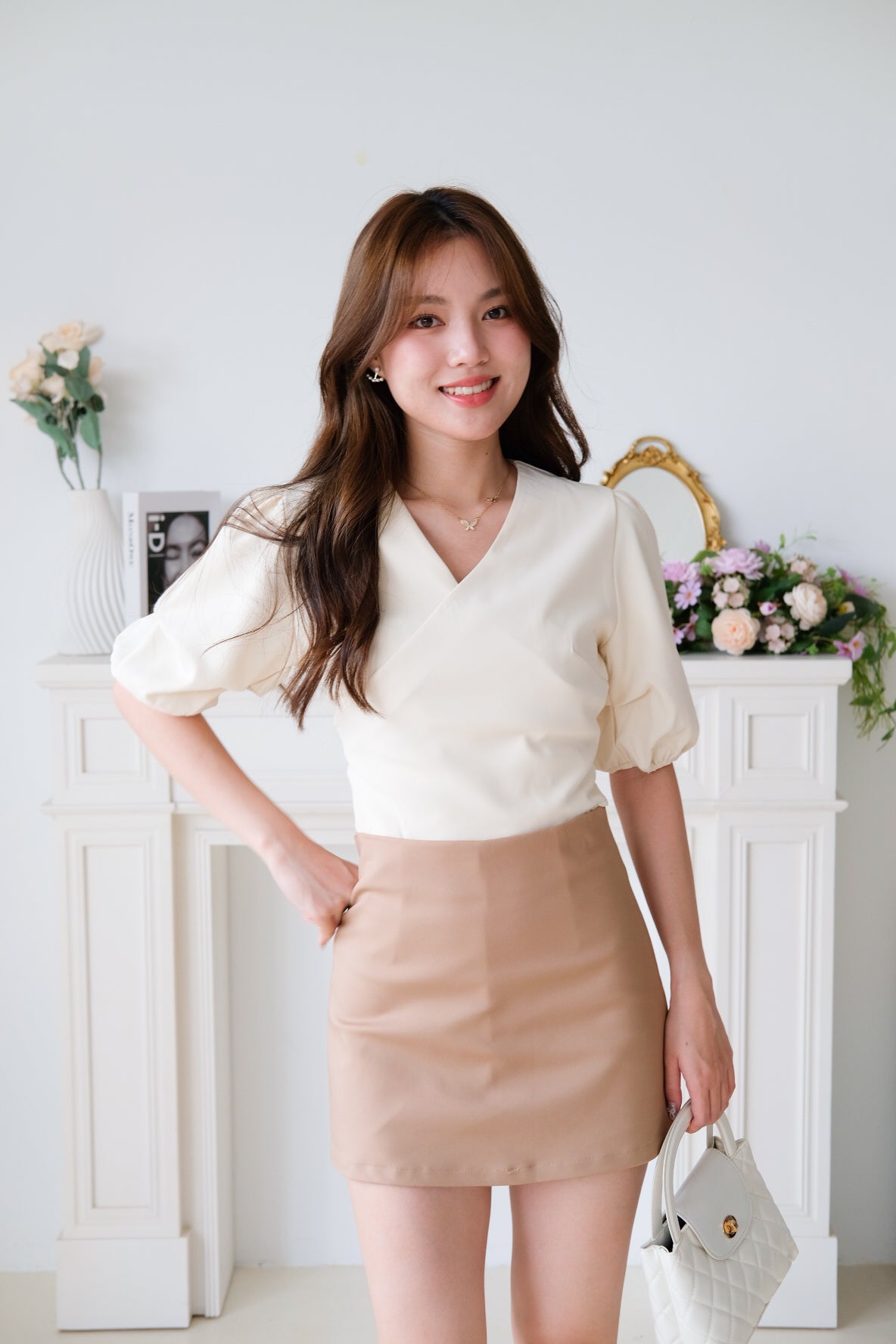 Laura Puffy Crop Top (Cream)