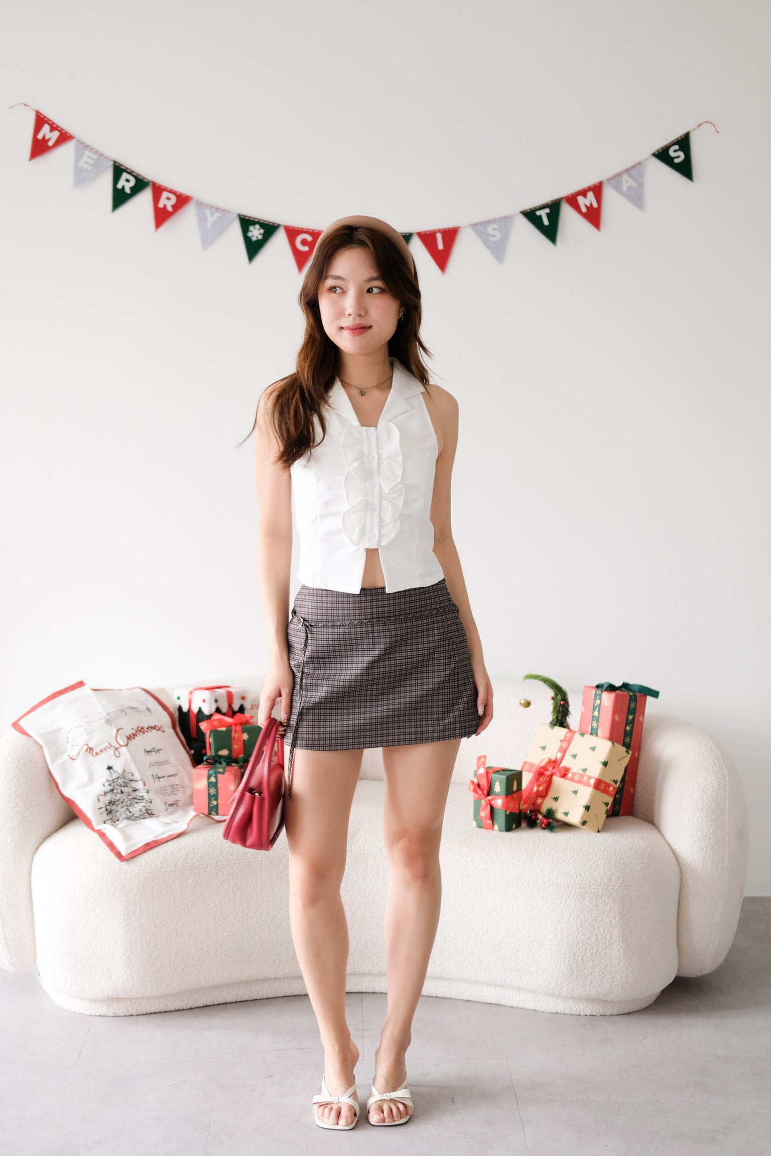 Naru Ruffle Collared Crop Top (White)