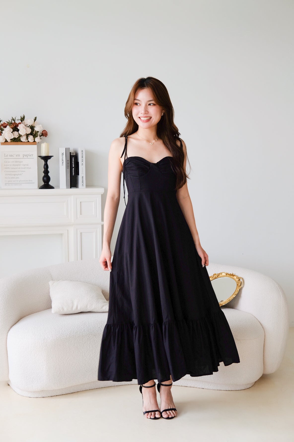 Delanie Sweetheart Ruffle Maxi Dress (Black)