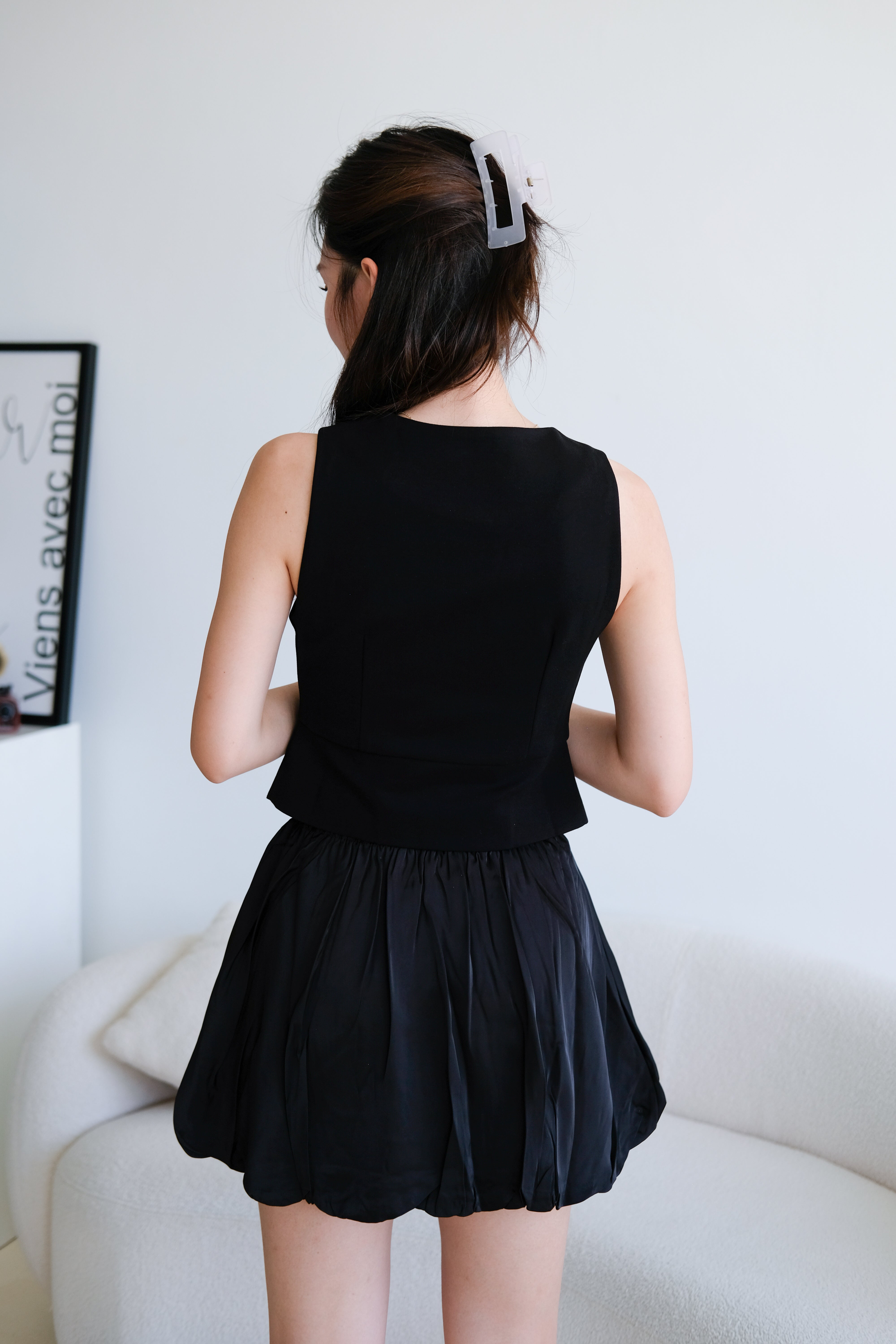 Valerie Round Neck Vest Top (Black)