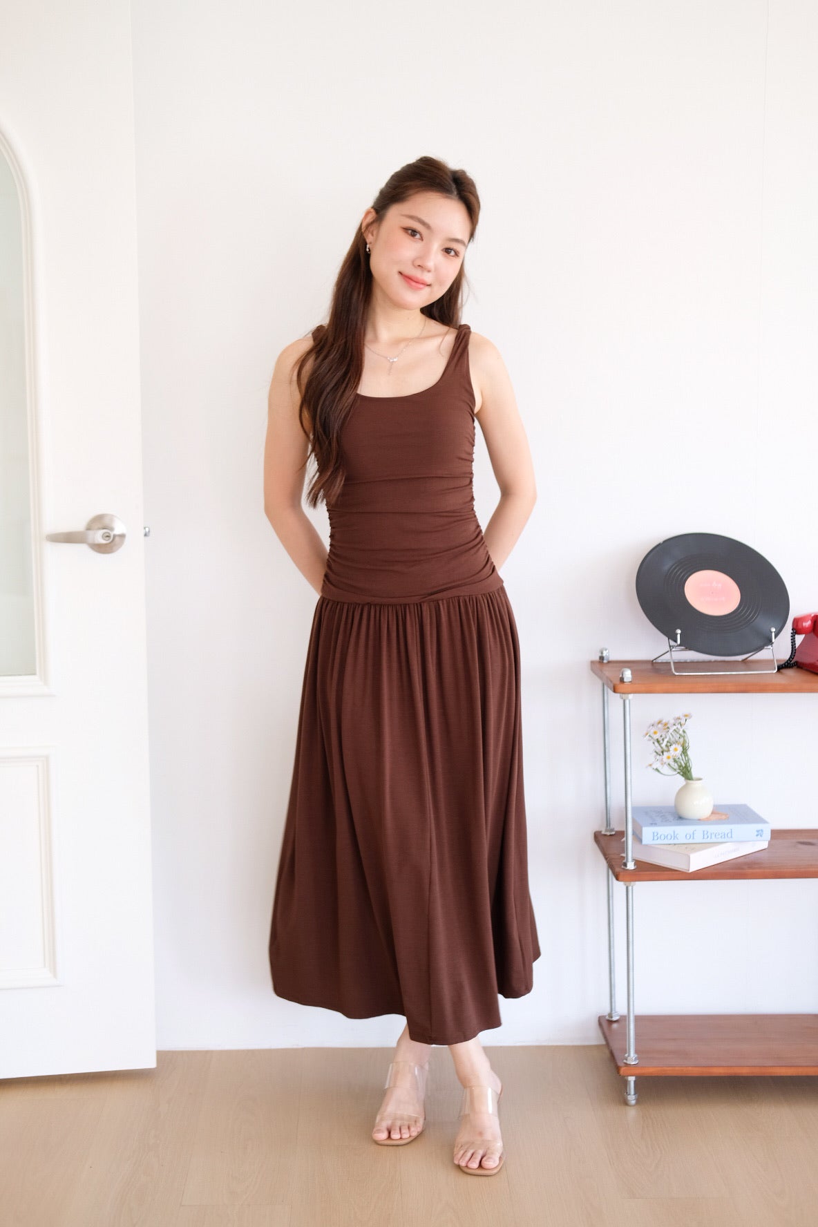 Rosalyn Scoop Ruched Maxi Dress (Mocha)