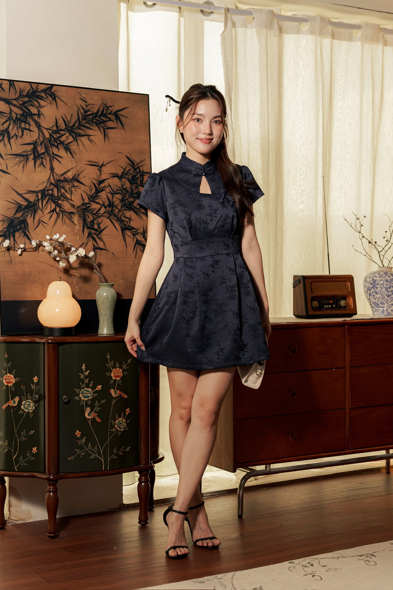墨雨云间 Moonmist Sleeved Cheongsam Dress (Navy Blue)