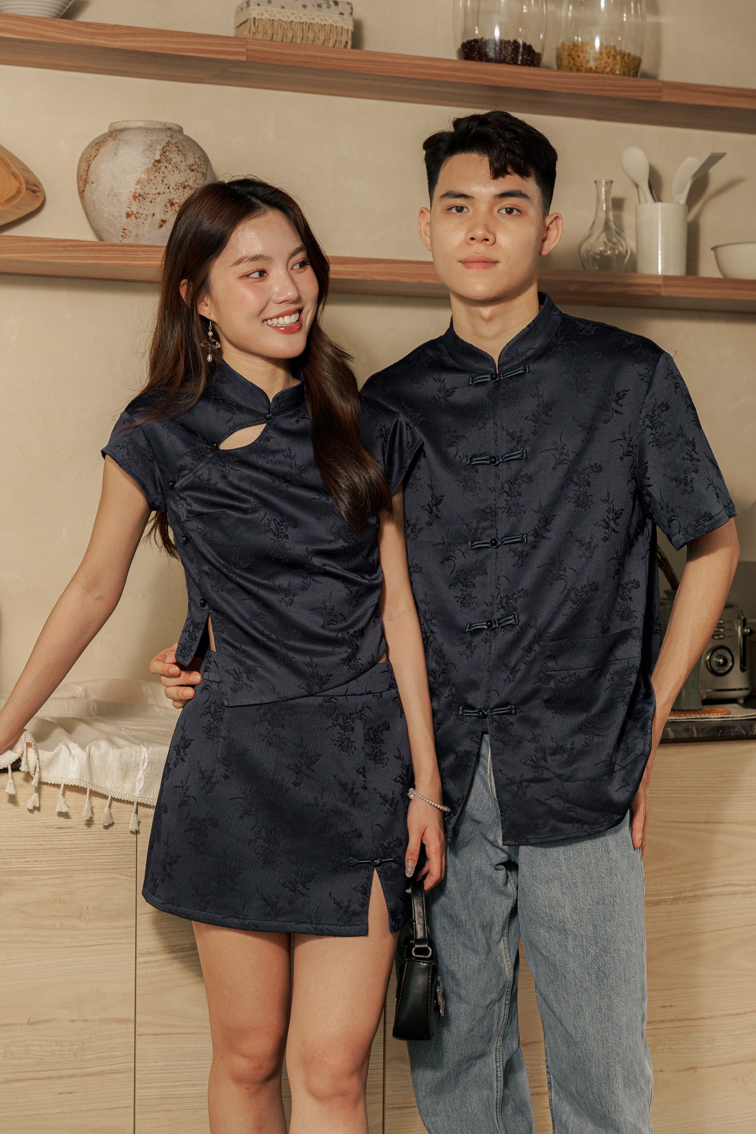 墨雨云间 Moonmist Mini Slit Skirt (Navy Blue)