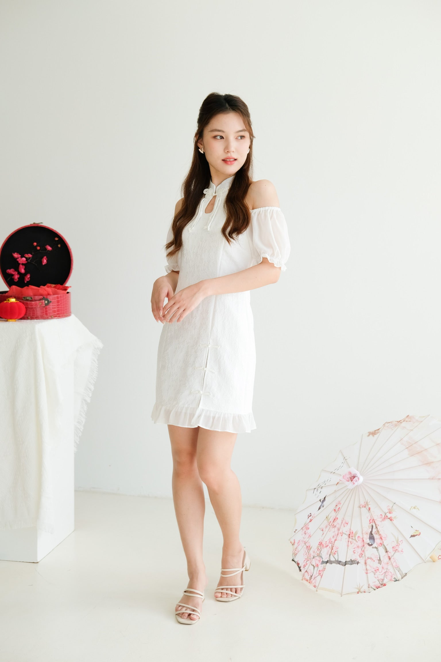 Ren Halter Cold Shoulder Cheongsam (White)