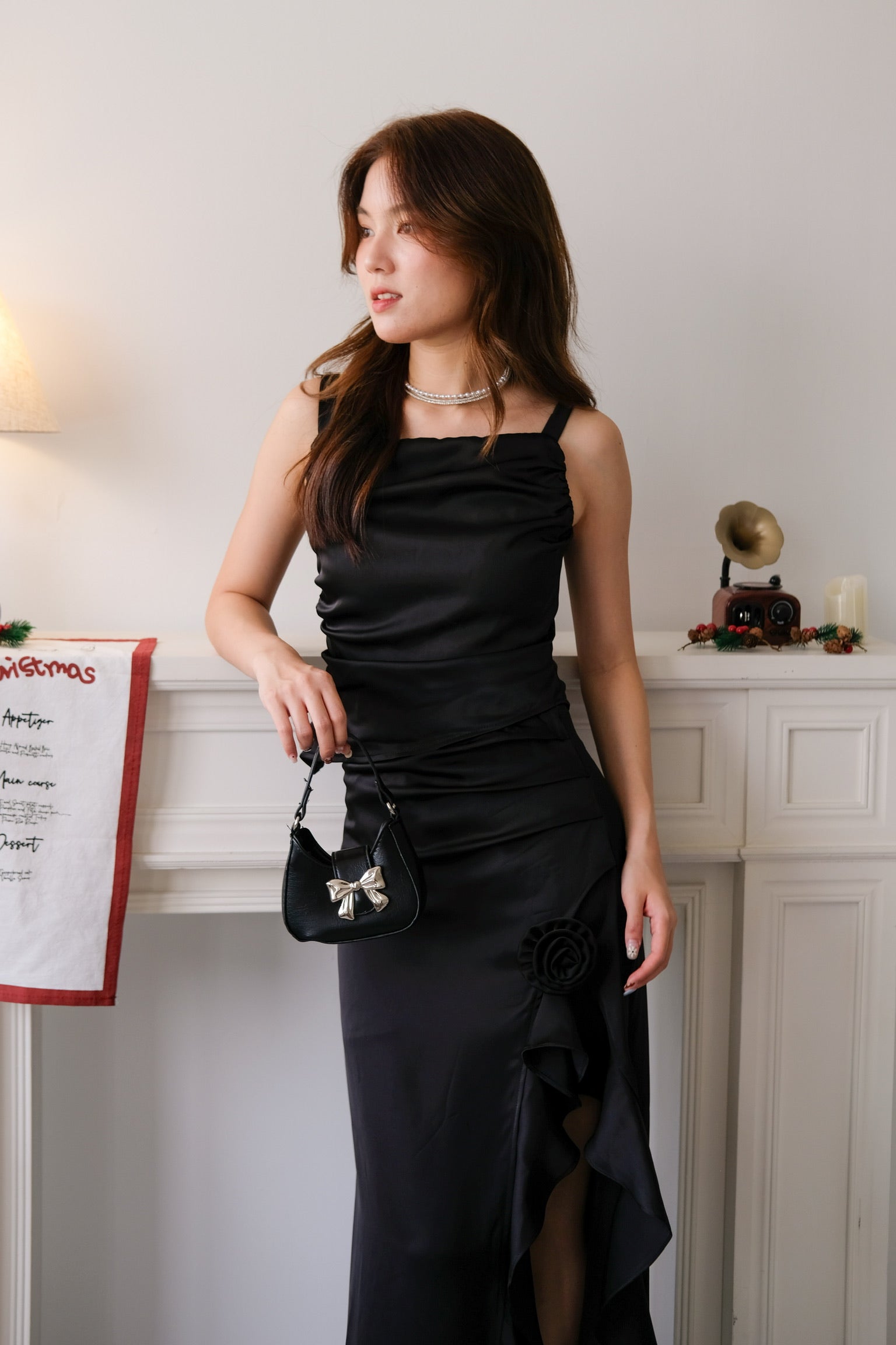 Soiree Satin Asymmetrical Dinner Set (Black)