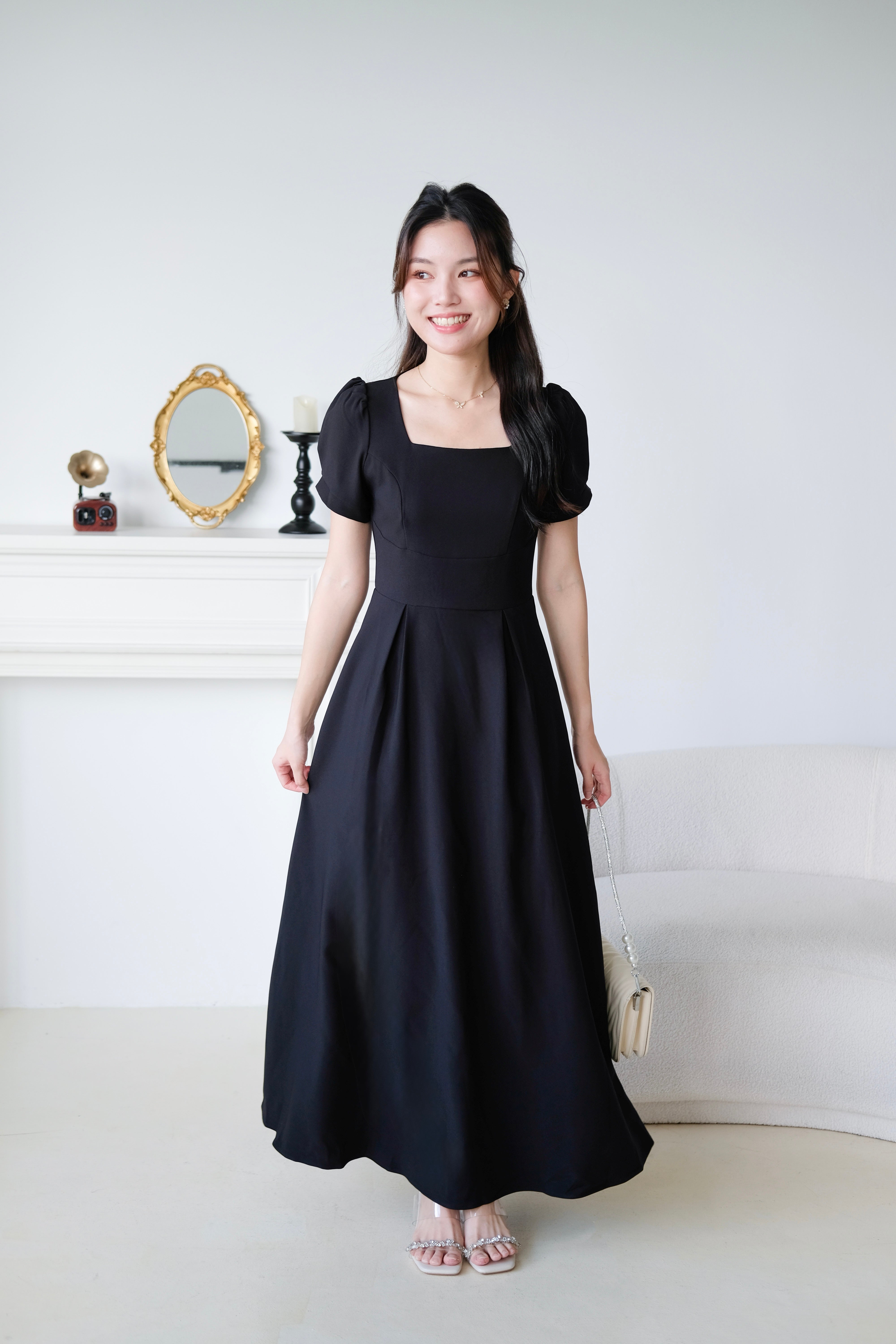 Sorelle Maxi Dinner Dress (Black)