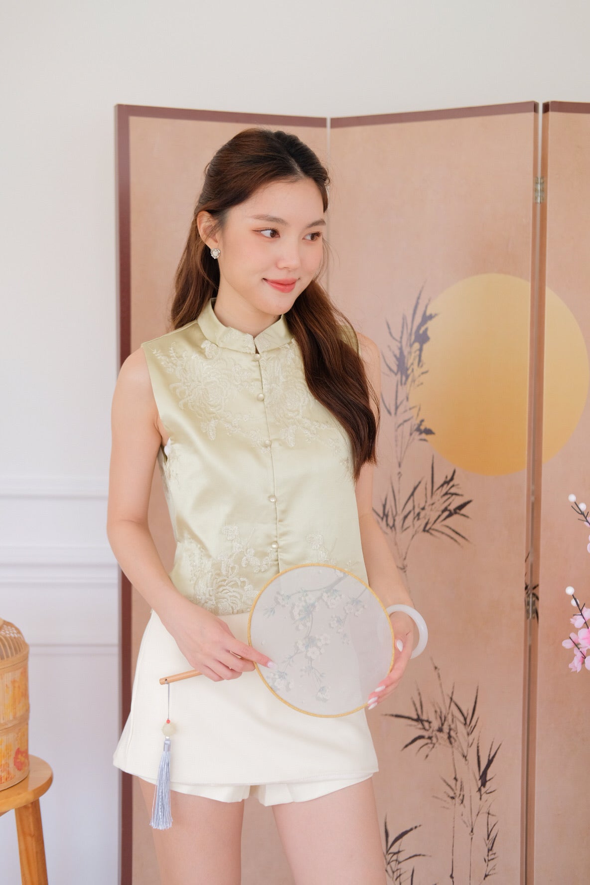 宋 Song Satin Cheongsam Vest Top (Pear Green)