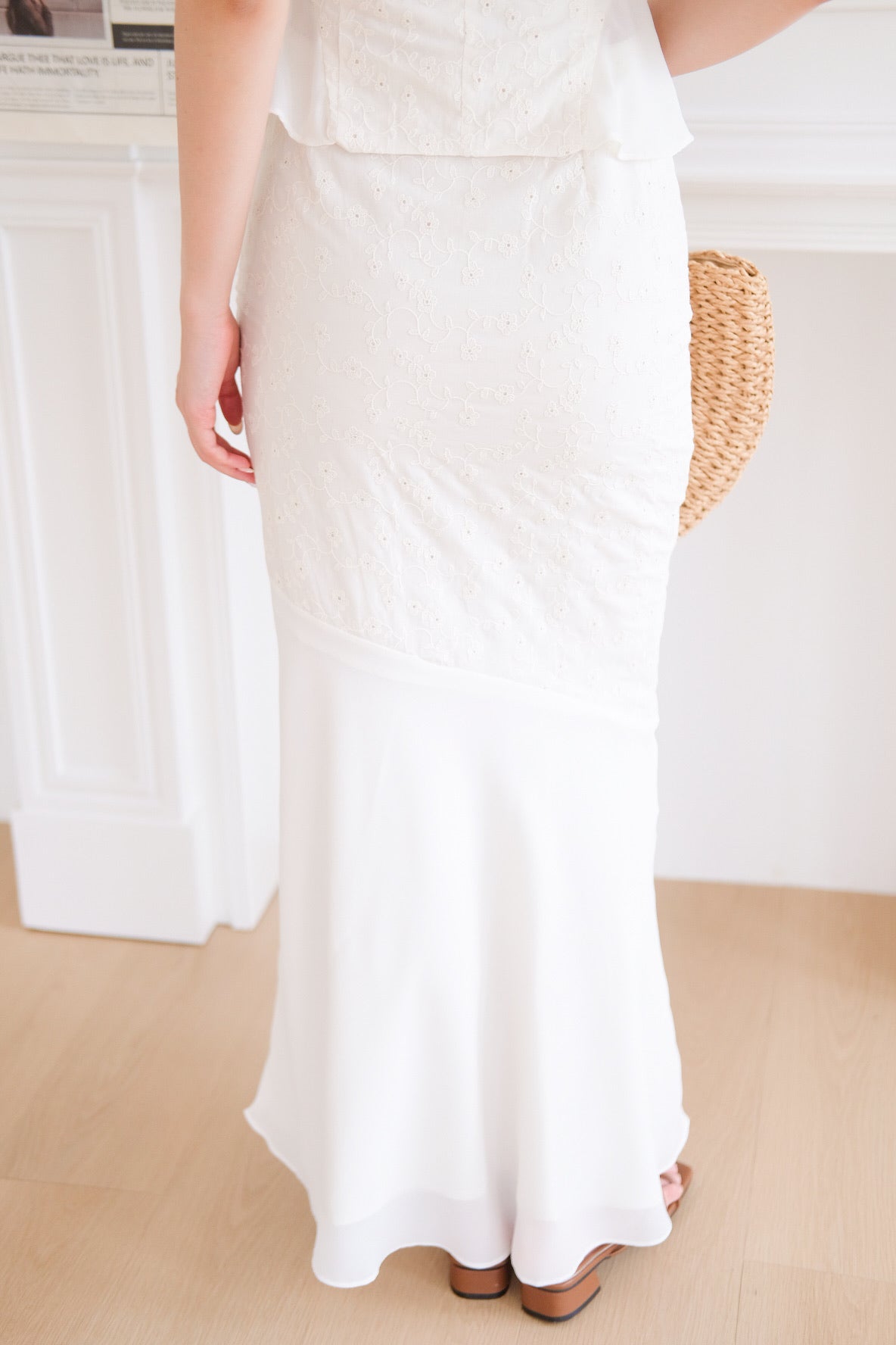 Jacqueline Eyelet Mermaid Maxi Skirt (Cream)