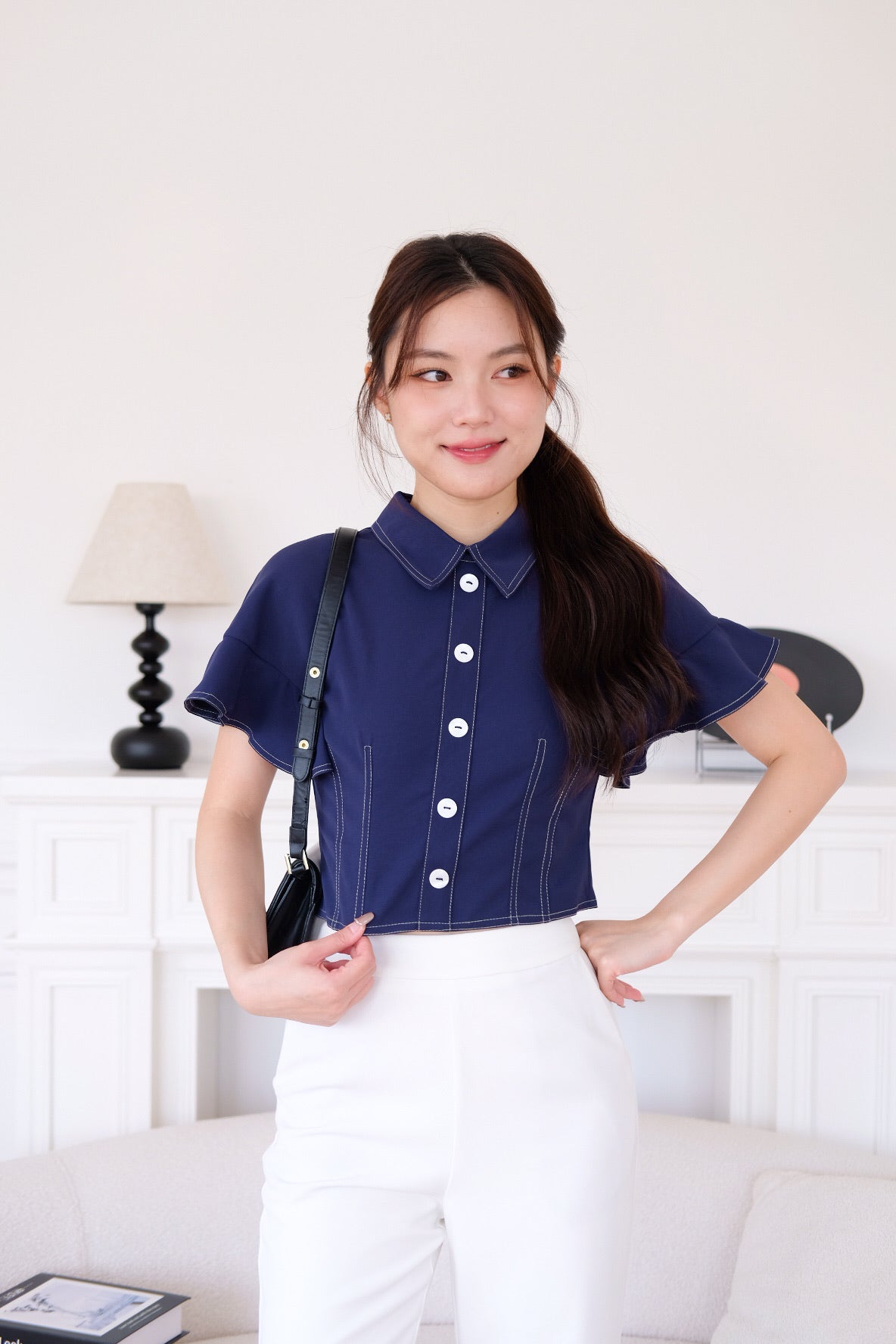 Juliana Contrast Flutter Sleeves Top (Navy Blue)
