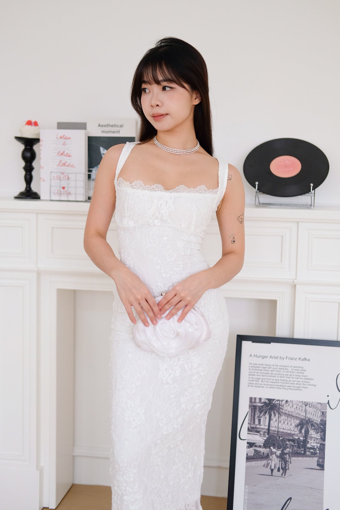 Aralyn Lace Sculpted Bodycon Midi Dress (White)
