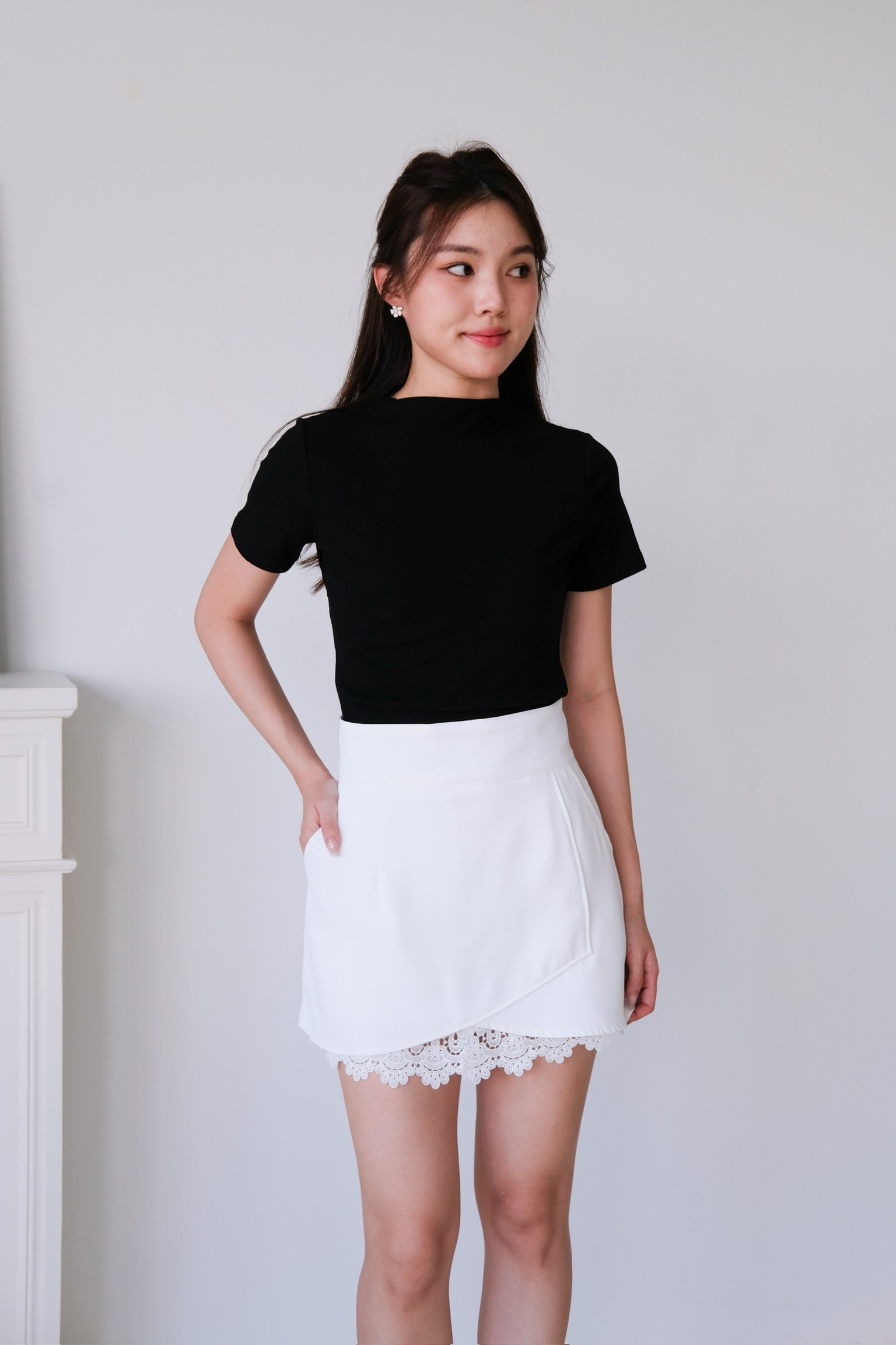 Katie Stretchy Tee (Black)