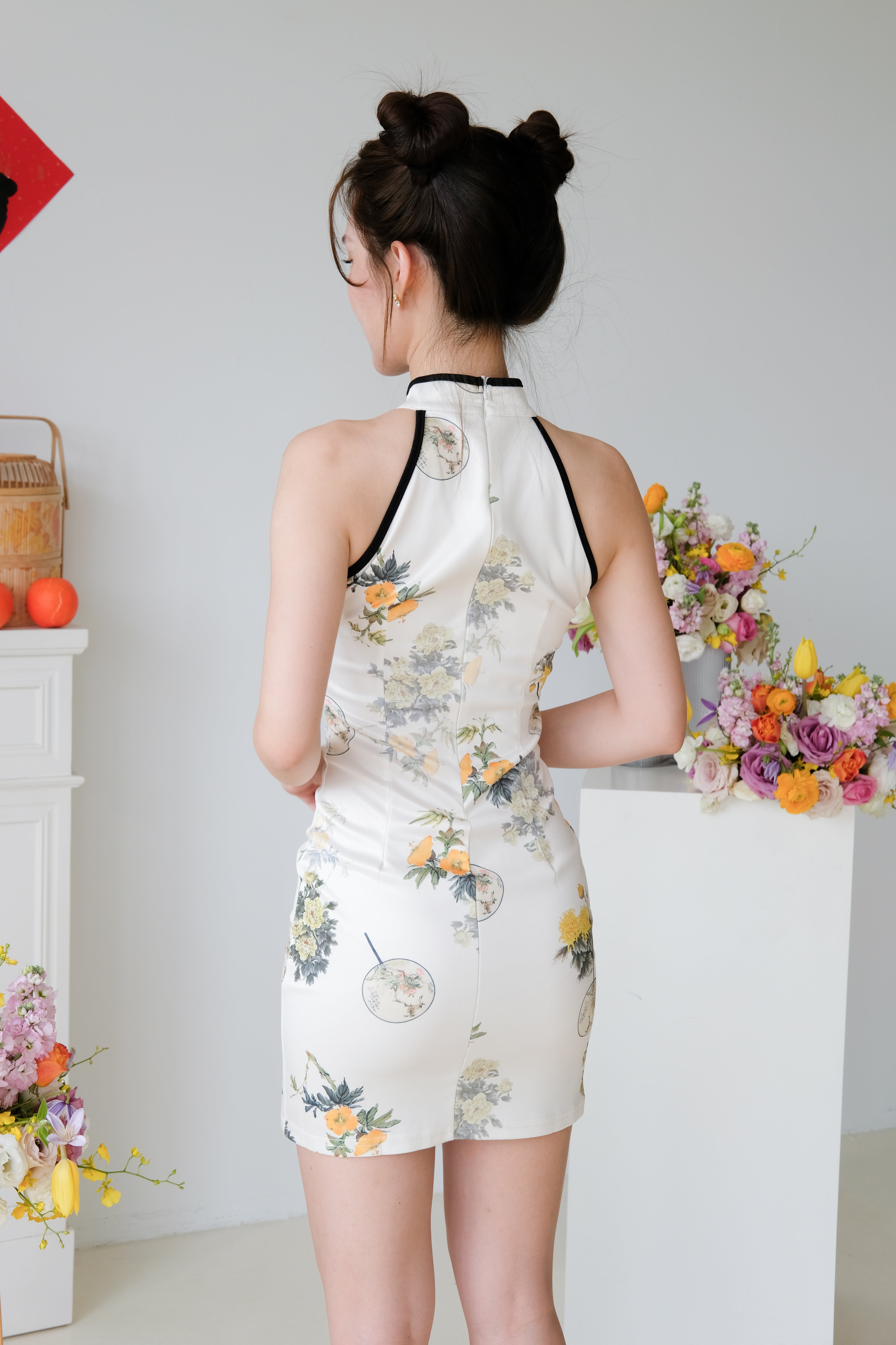 Fuqi Halter Mini Cheongsam (Cream)