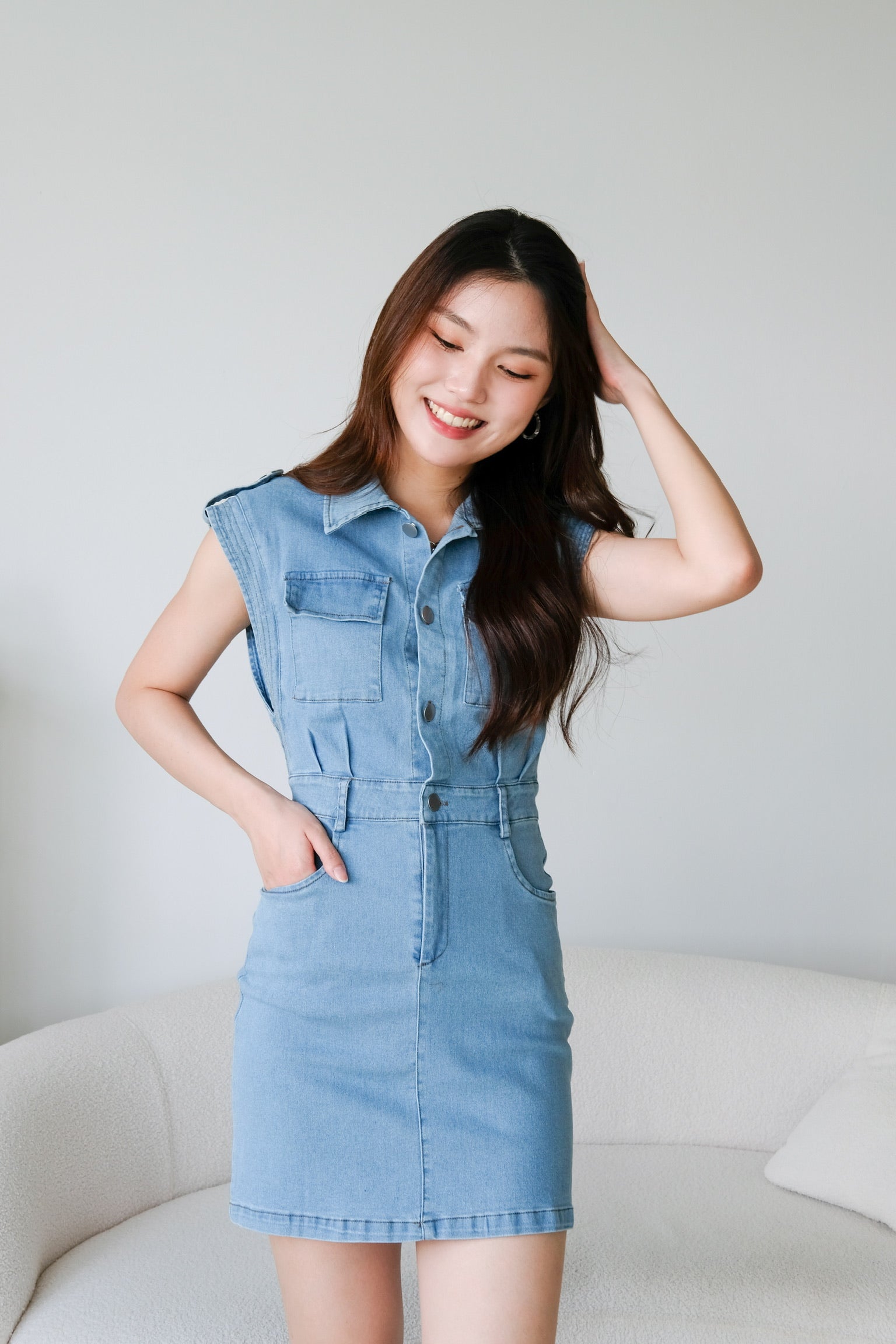 Colette Collared Denim Dress (Light Blue)