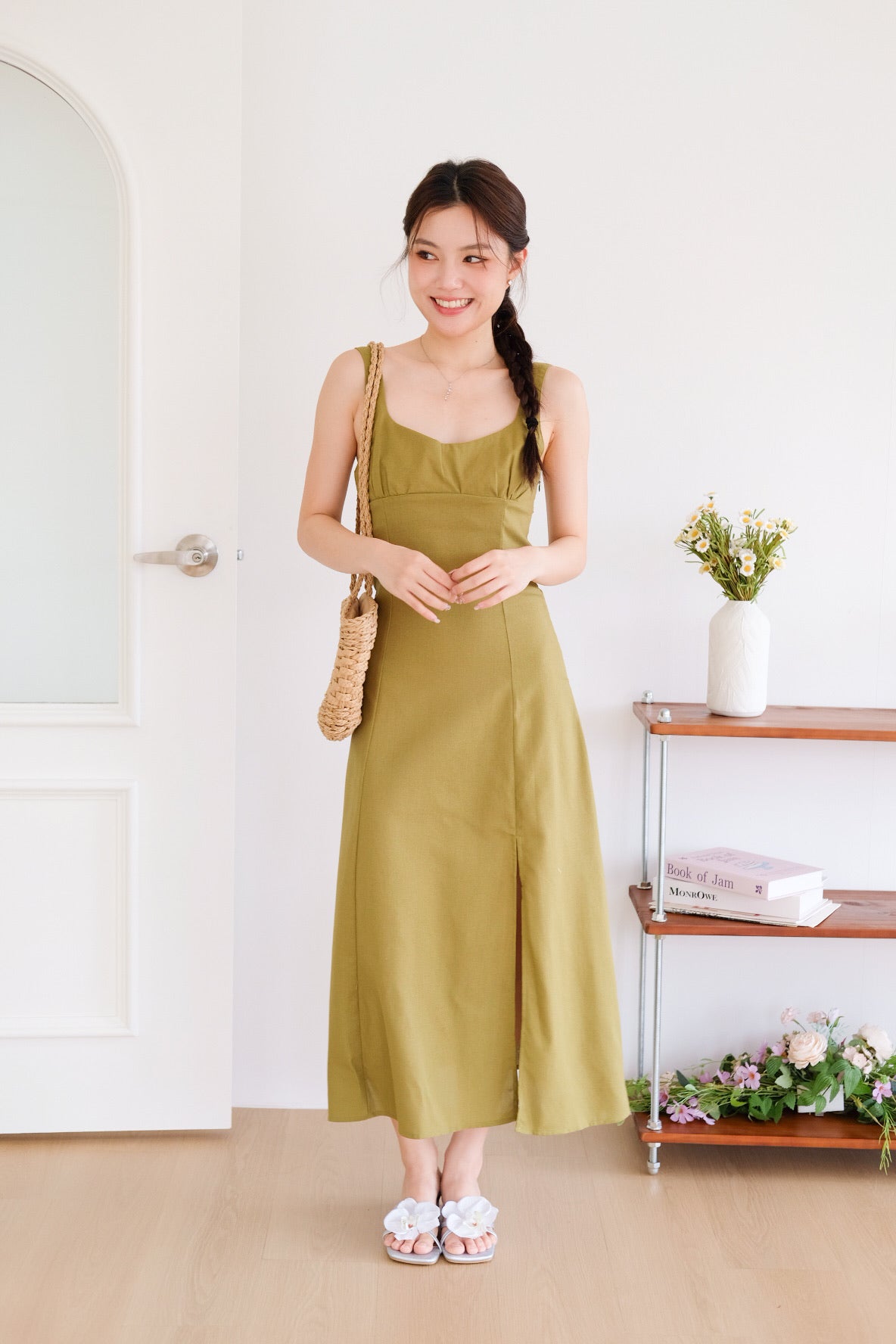 Clover Linen Slit Dress (Olive Green)