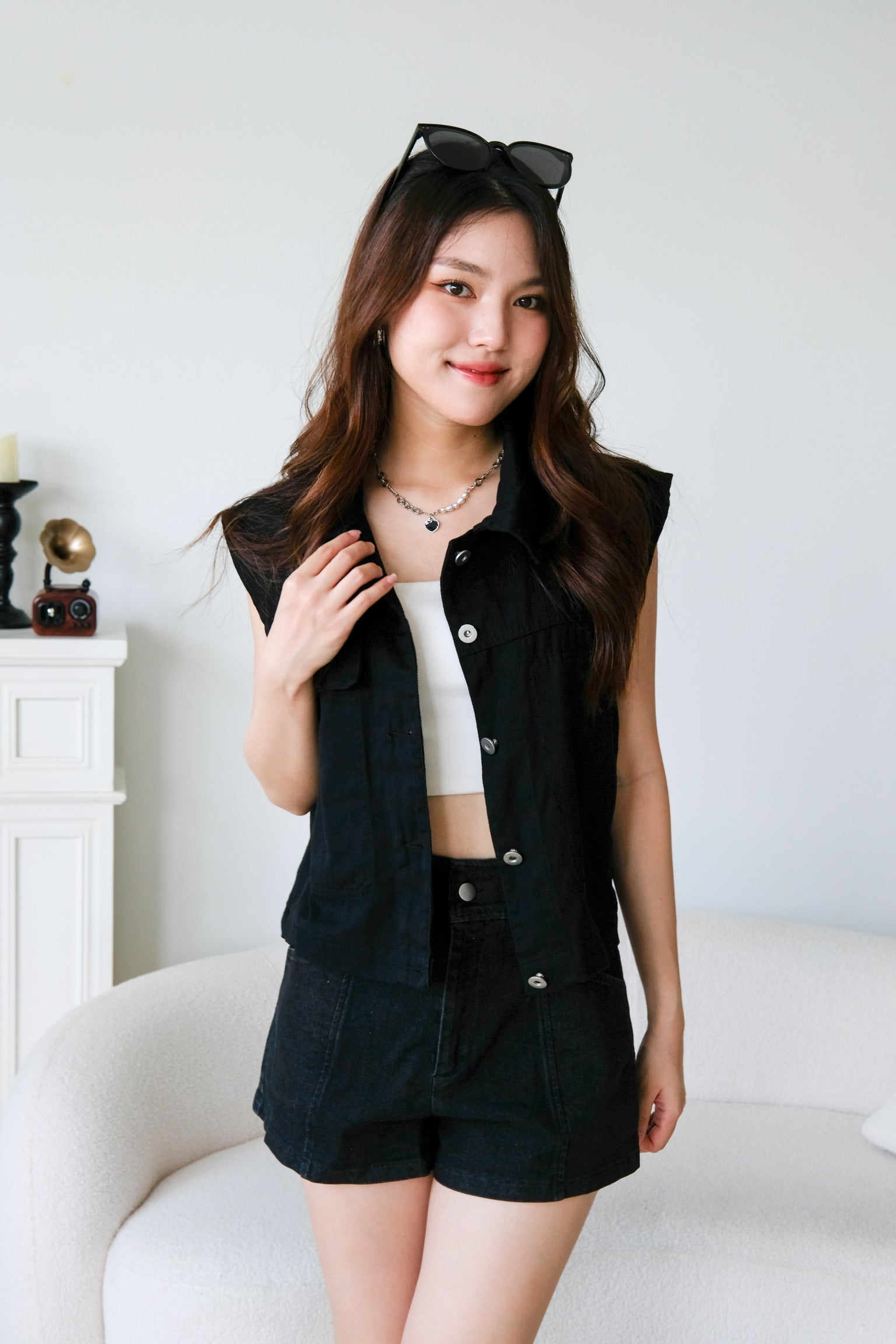 Sabby Denim Vest (Black)