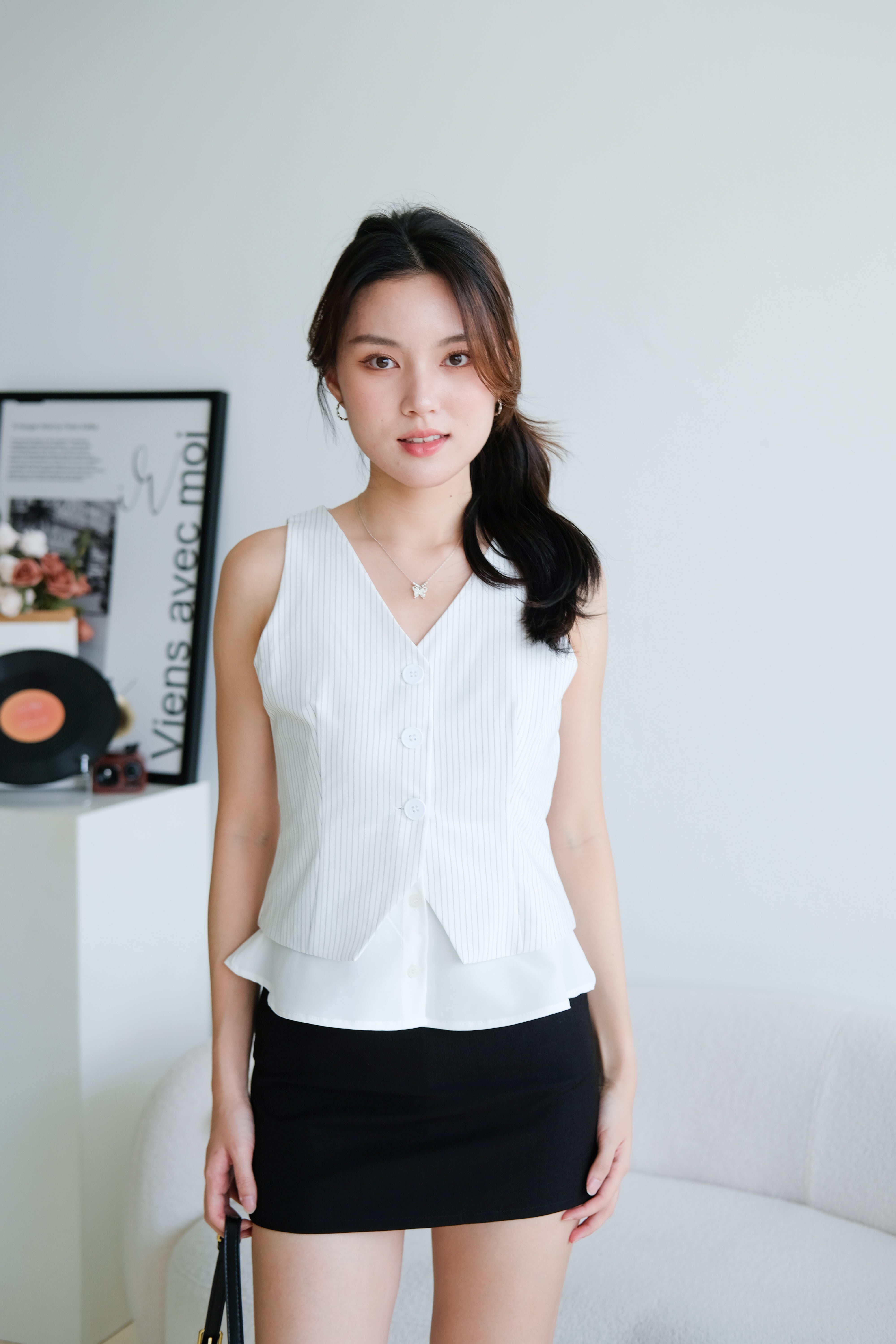 Veen Pinstripe Contrast Vest Top (White)
