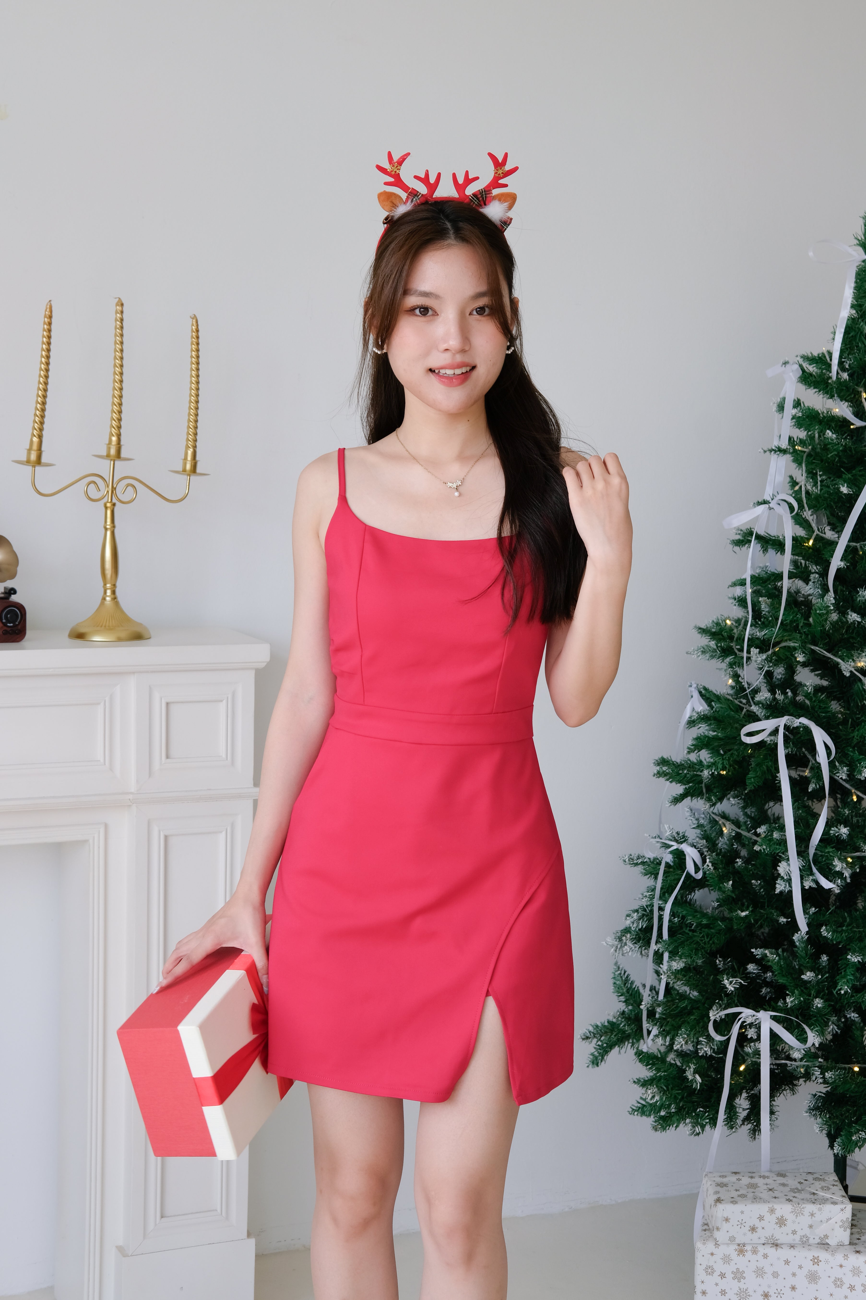 Eileen Basic Side Slit Mini Dress (Red)