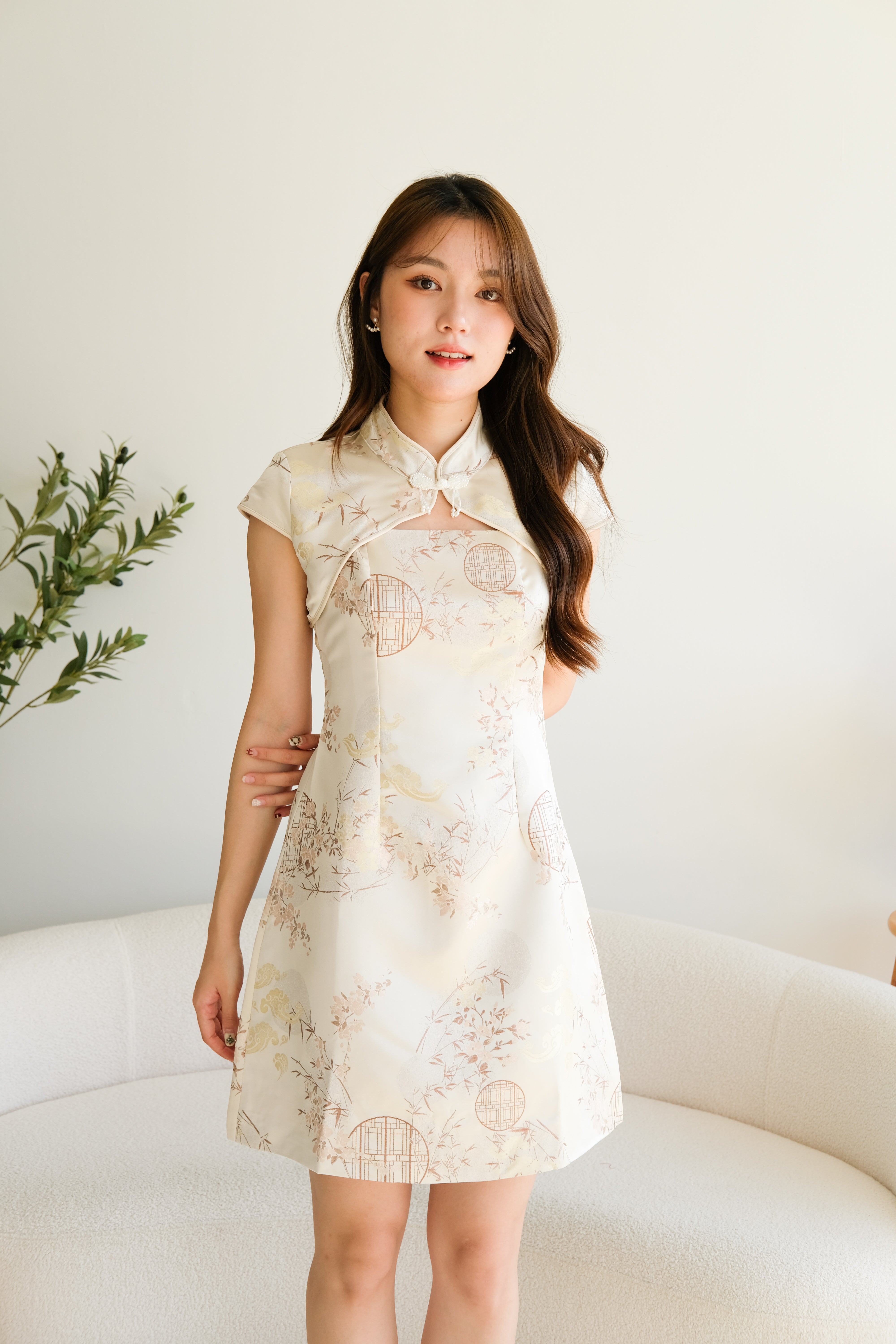 Jing Xiu 2 in 1 Cheongsam (Champagne Beige)