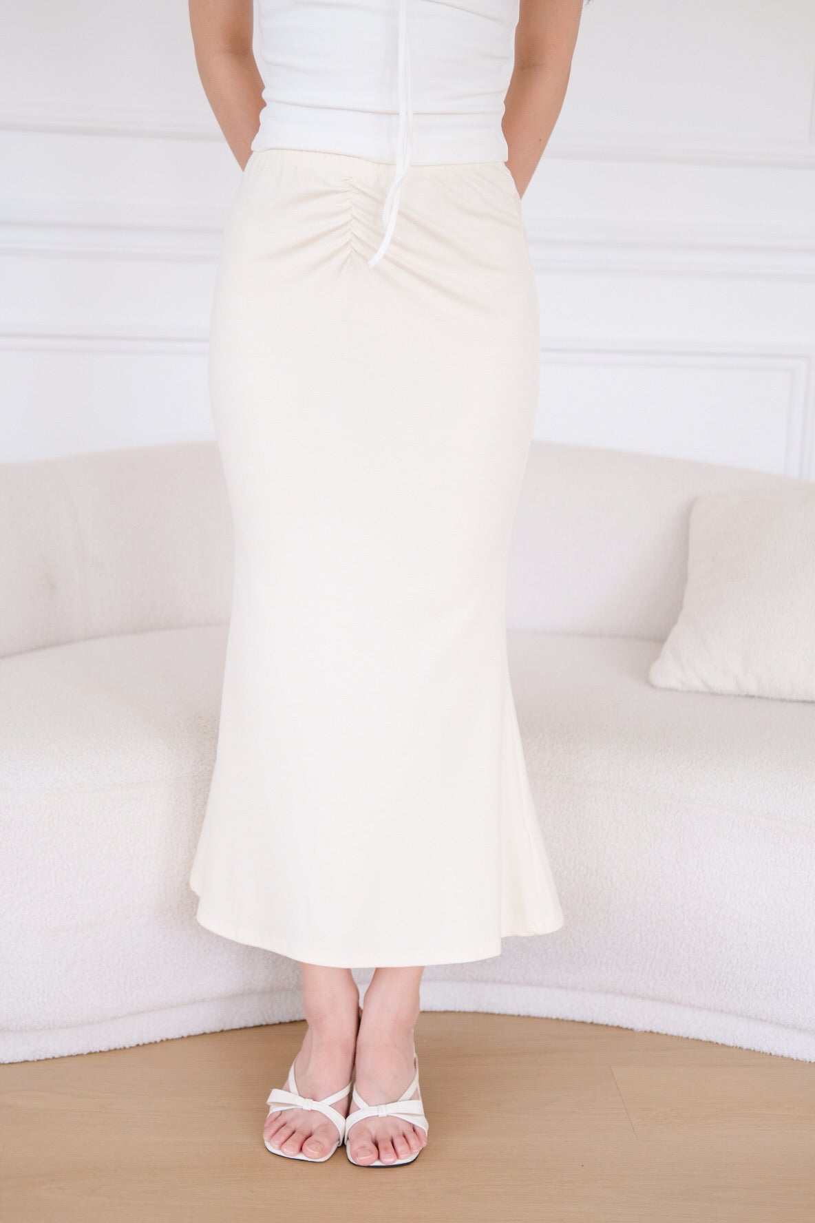 Gia Mermaid Maxi Skirt (Pale Yellow)