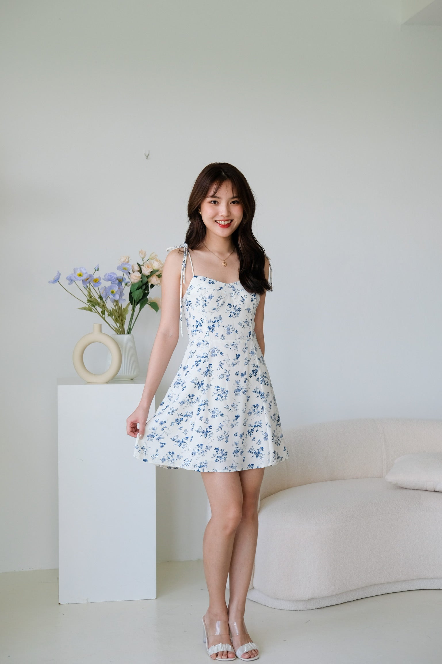 Melanie Floral Dress (Blue White)