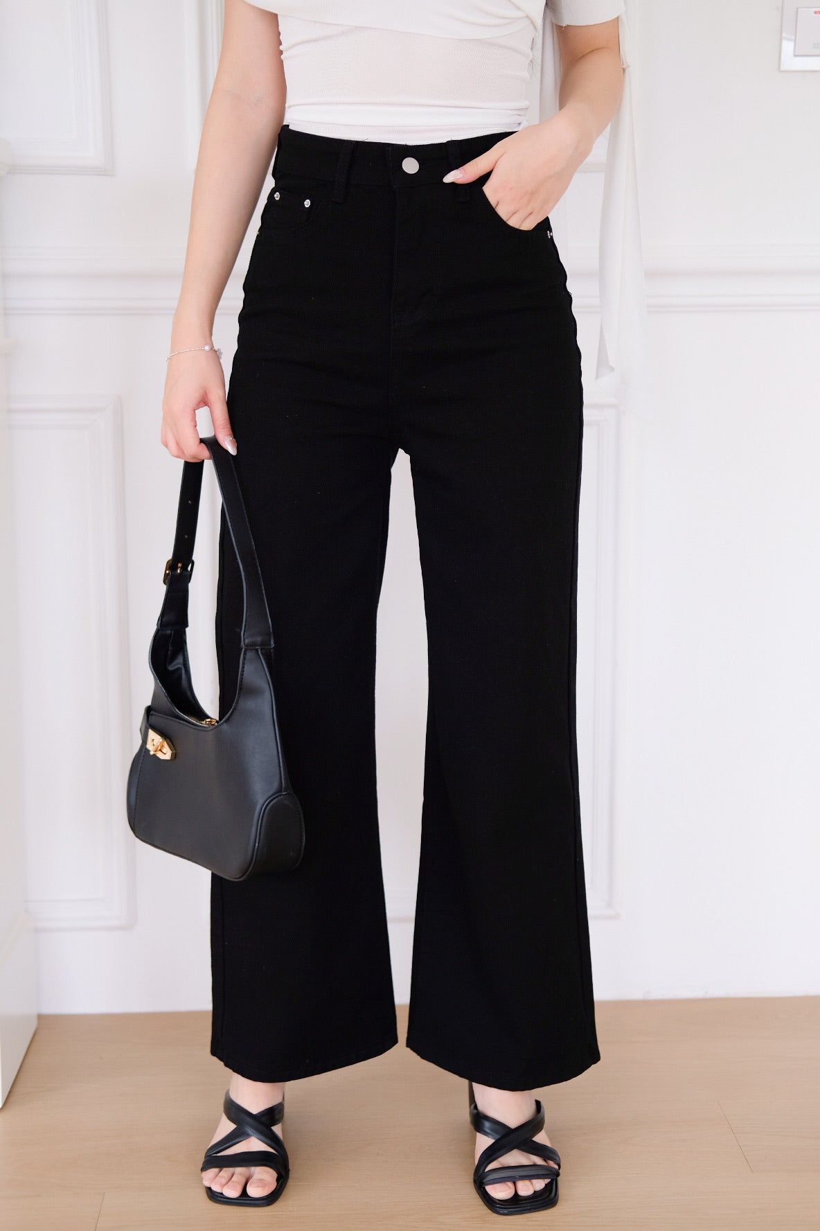 Matin Denim Straight Jeans (Black)