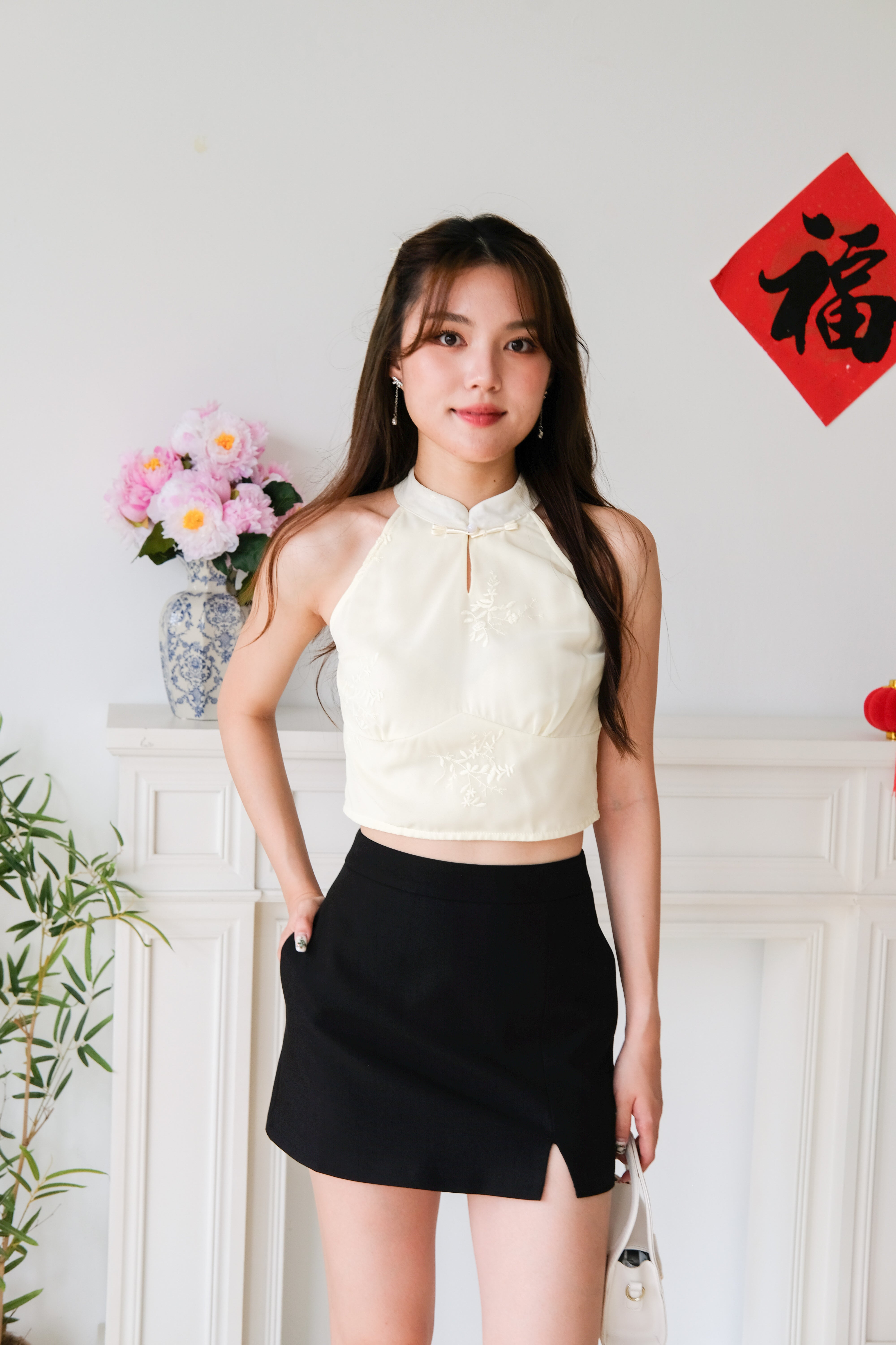 Huan Halter Cheongsam Crop Top (Pale Yellow)