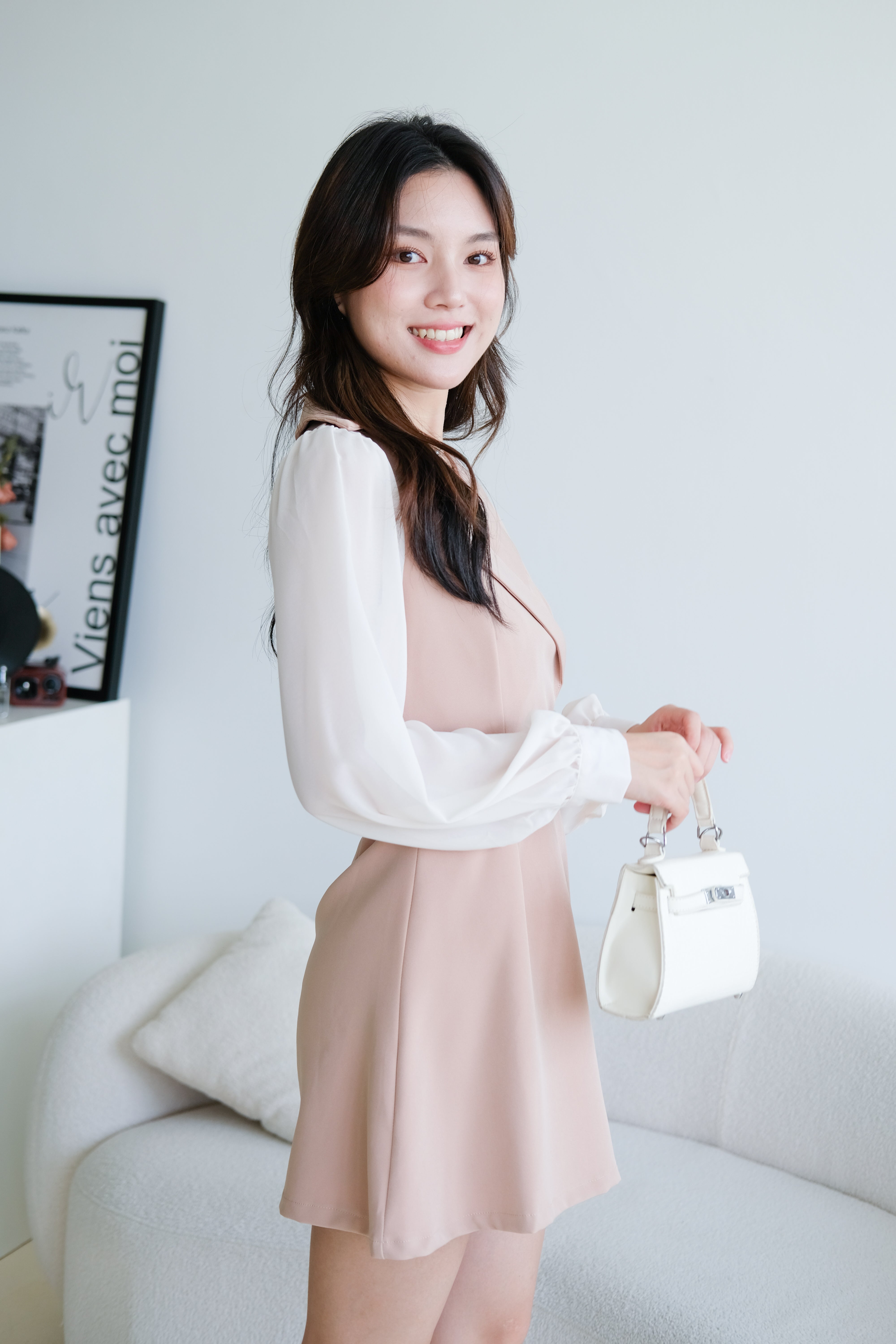 Louisa Blazer Sleeve Dress (Khaki)