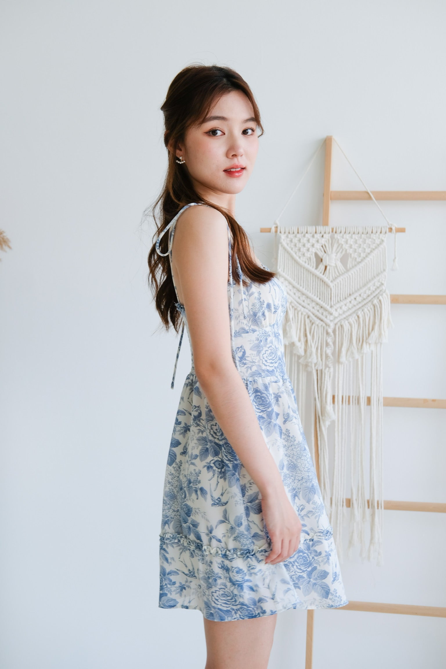 Vezel Flare Dress (Porcelain Blue)