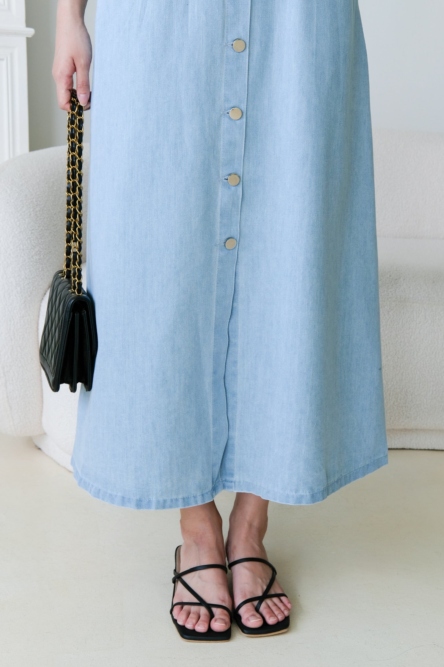 Ean Button Down Denim Maxi Dress (Light Blue)