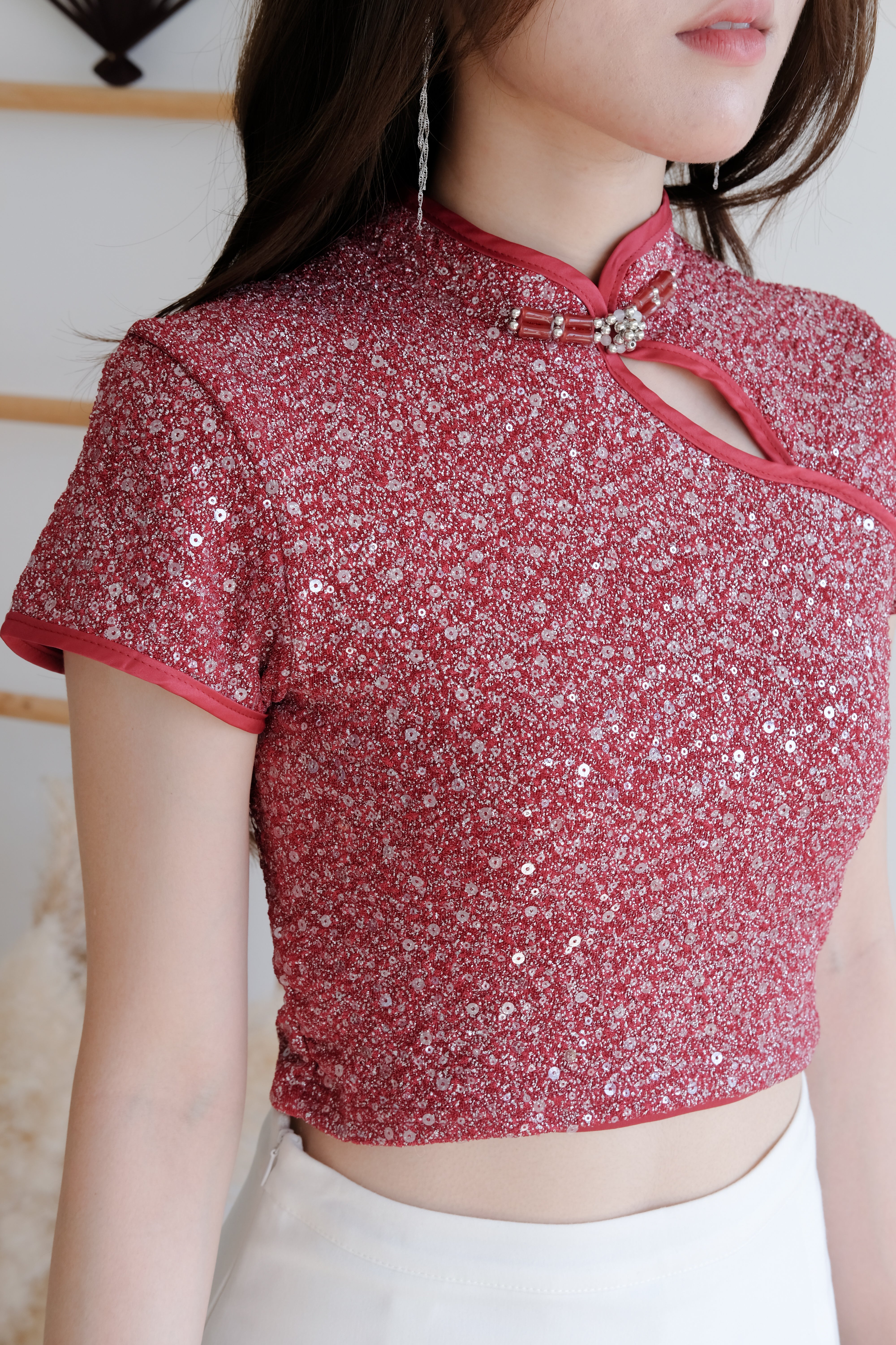 Glimmery Elastic Sequin Top (Red)