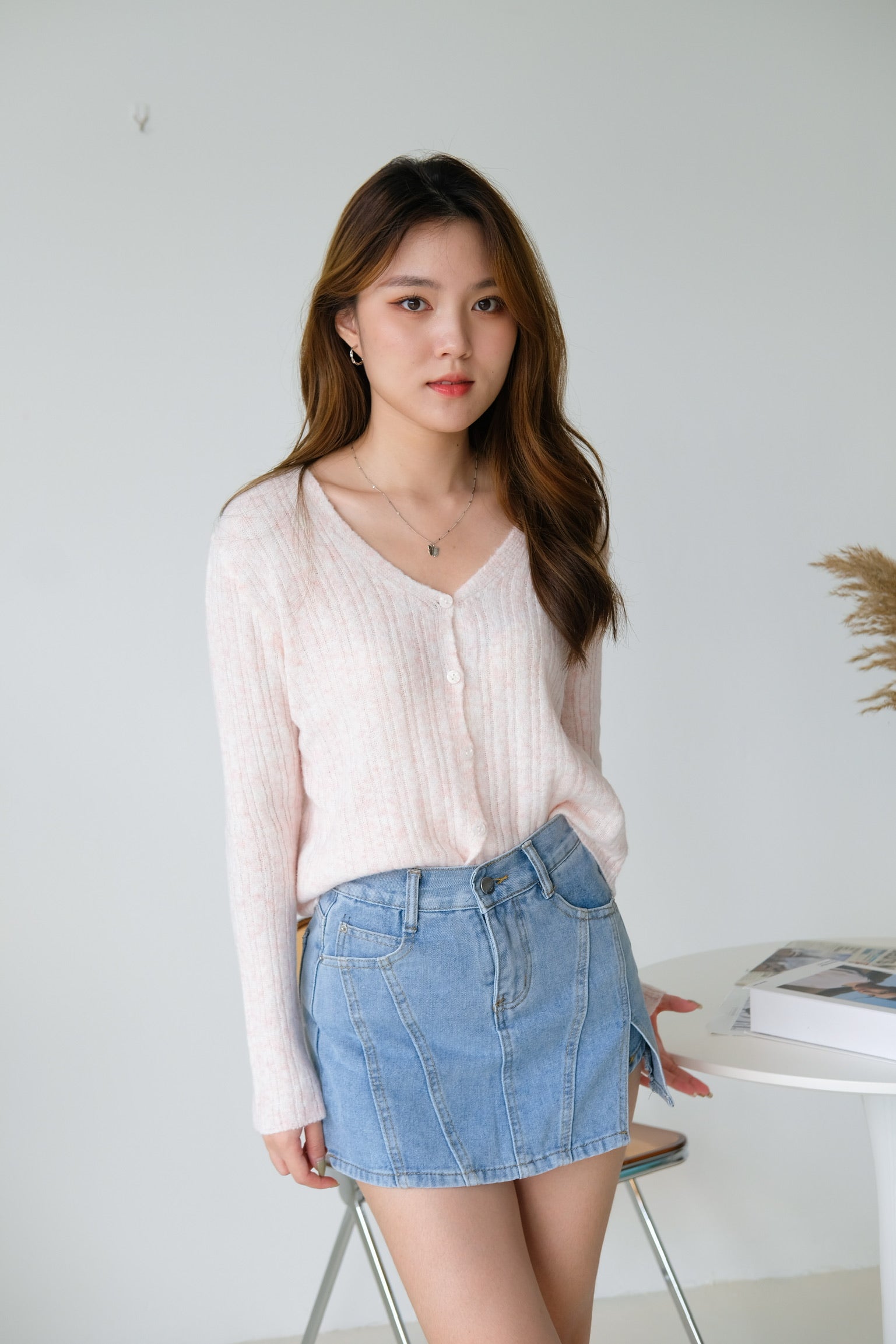 Lia Knit Cropped Cardigan (Light Pink)