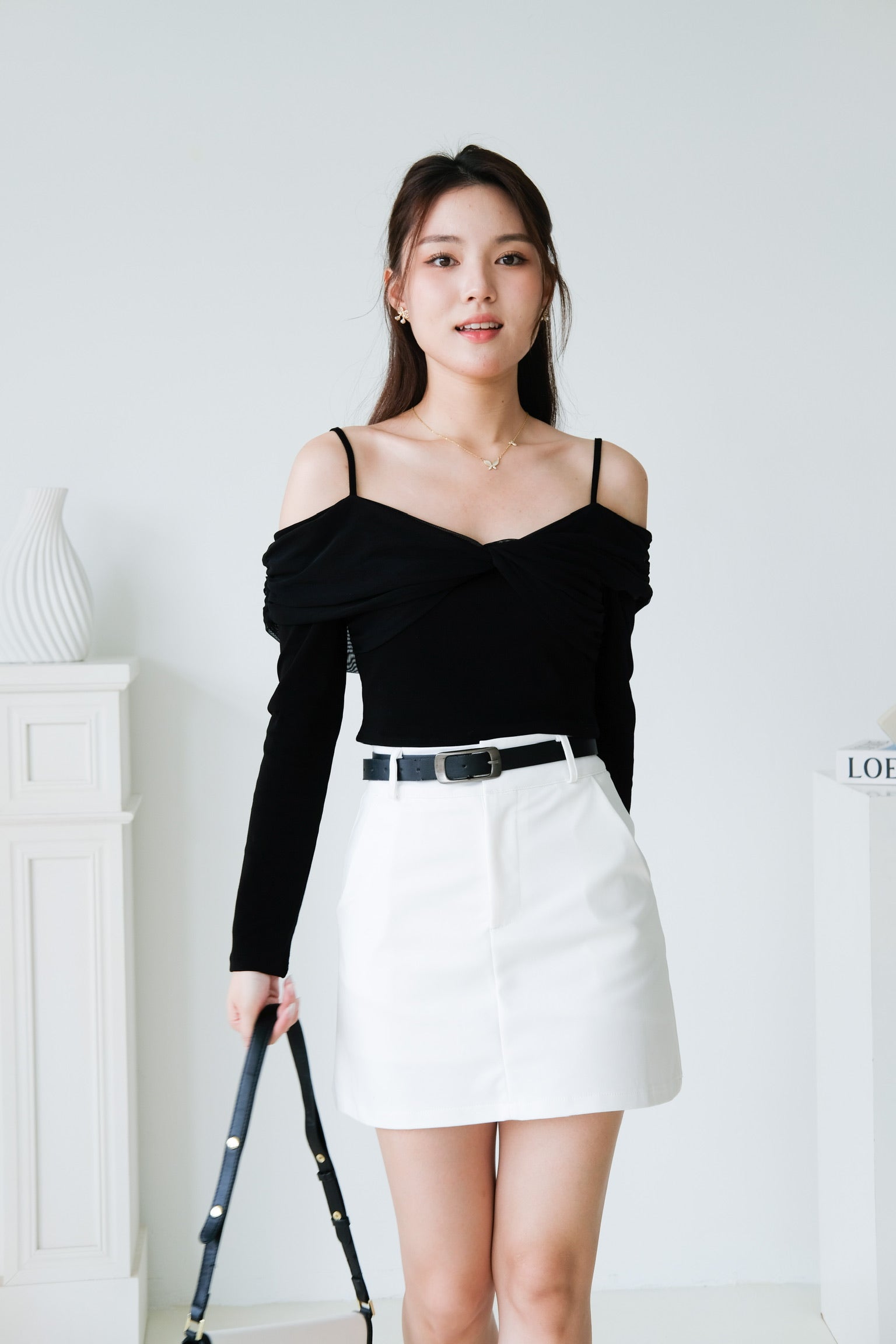 Elora Twist Long Sleeves Top (Black)